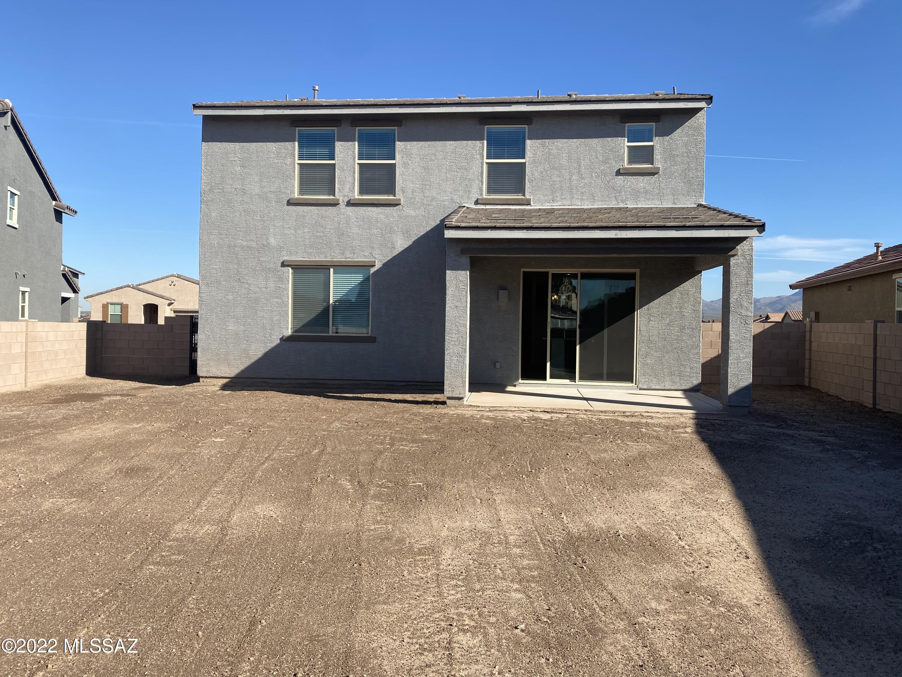 Gladden Farms BLK 10 (1-84) - Residential Lease
