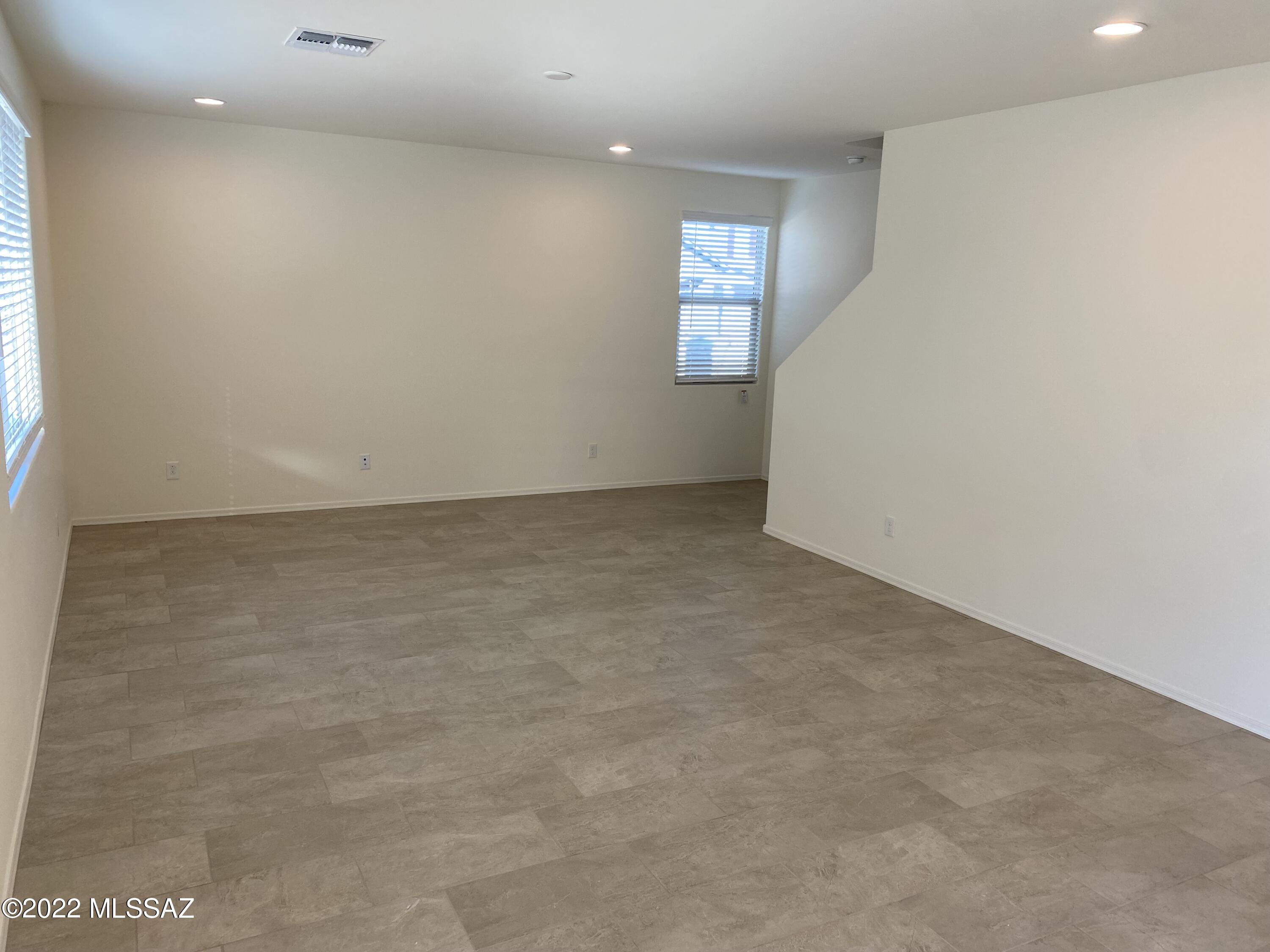 Gladden Farms BLK 10 (1-84) - Residential Lease