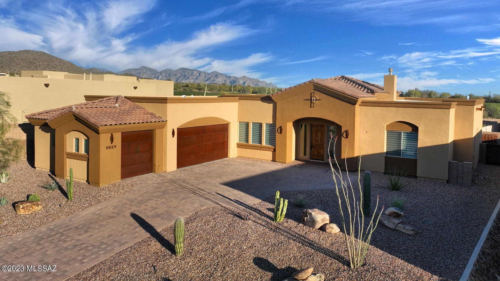 Boulder Bridge Pass At Dove Mountain SQ20132910078 - Residential