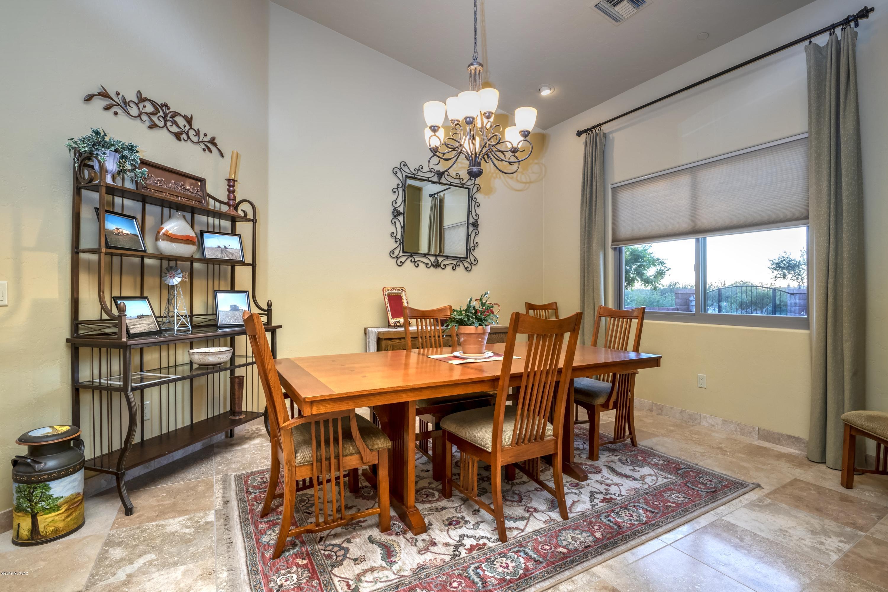 Coyote Creek (1-395) - Residential