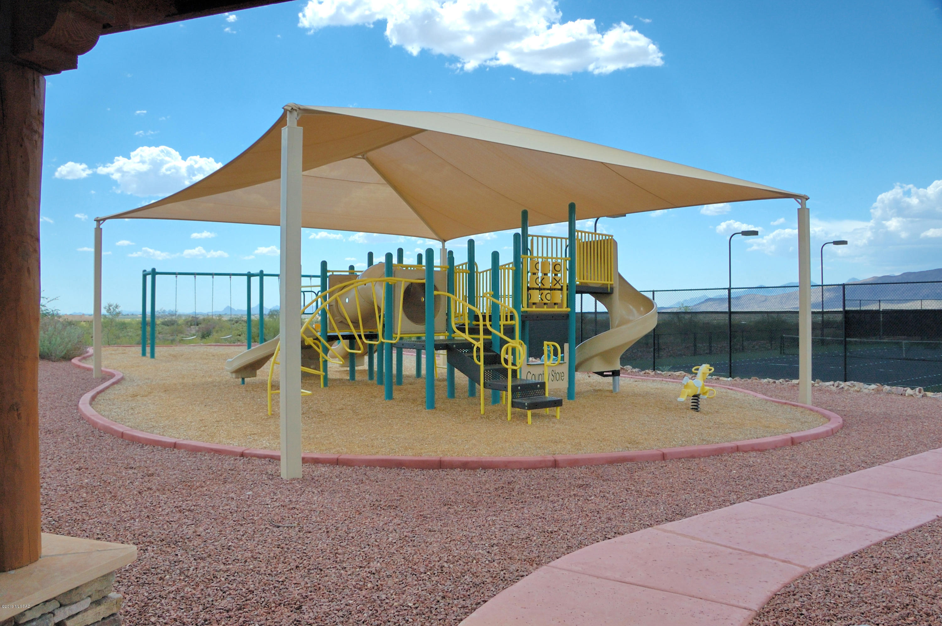 Coyote Creek (1-395) - Residential