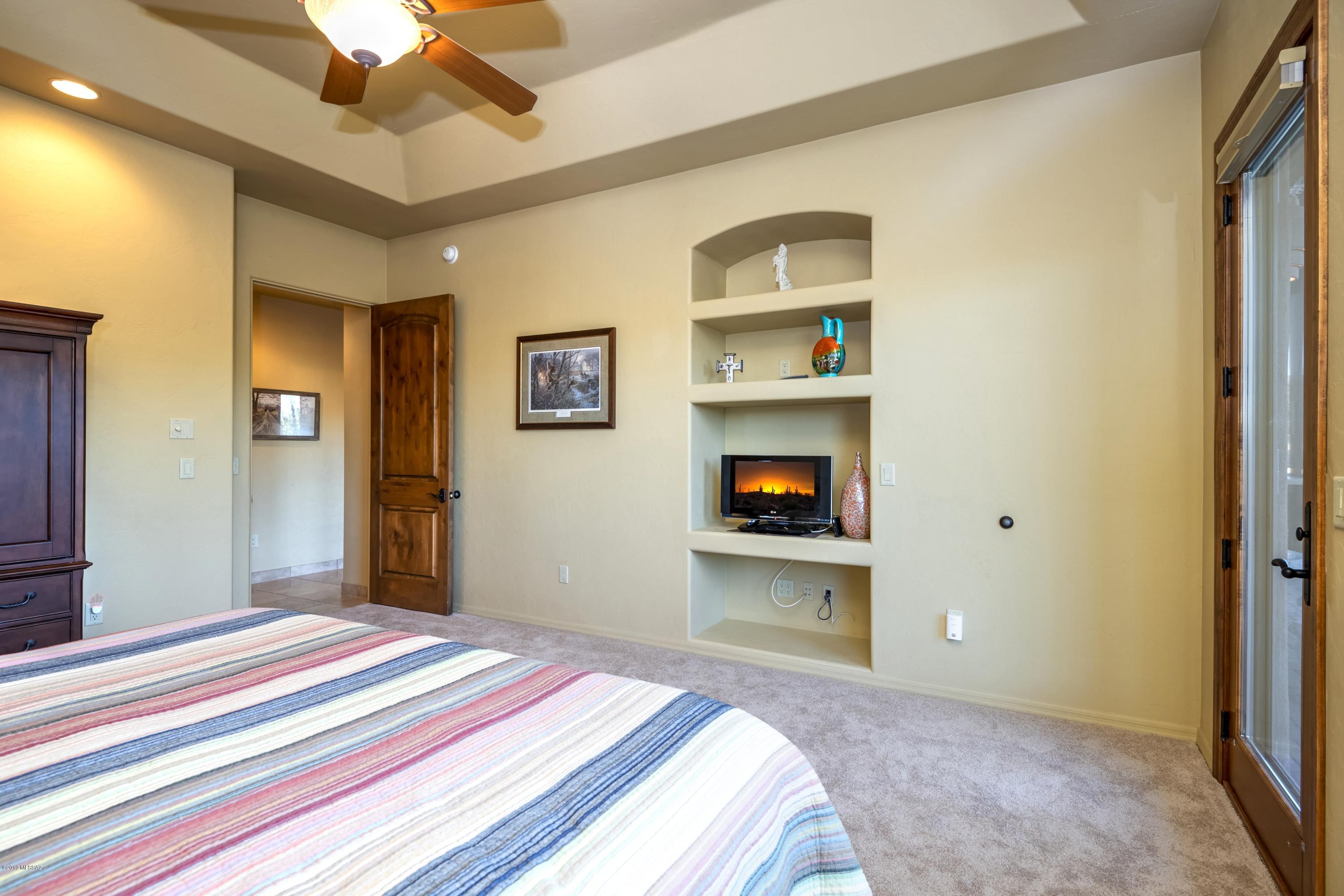 Coyote Creek (1-395) - Residential