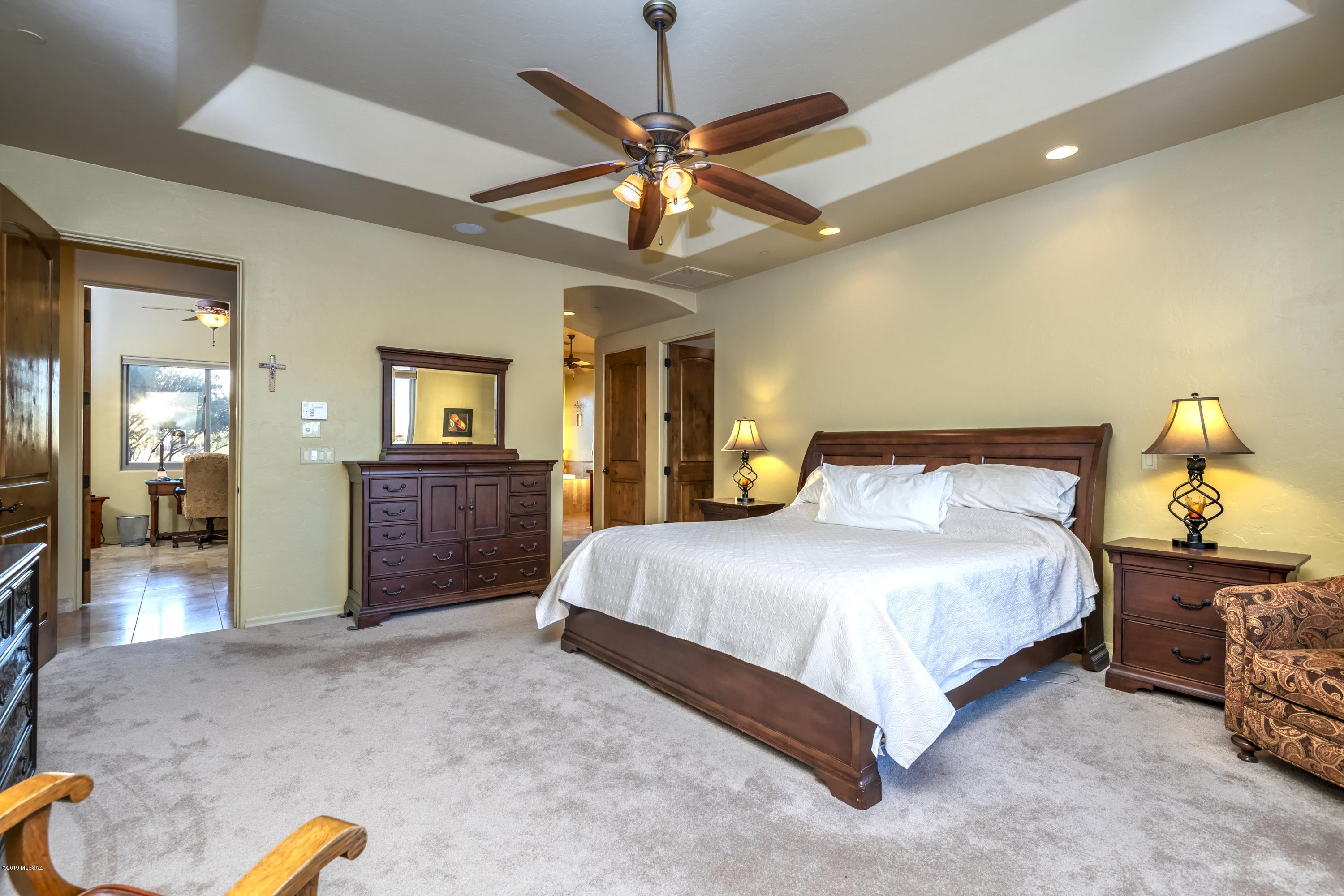 Coyote Creek (1-395) - Residential