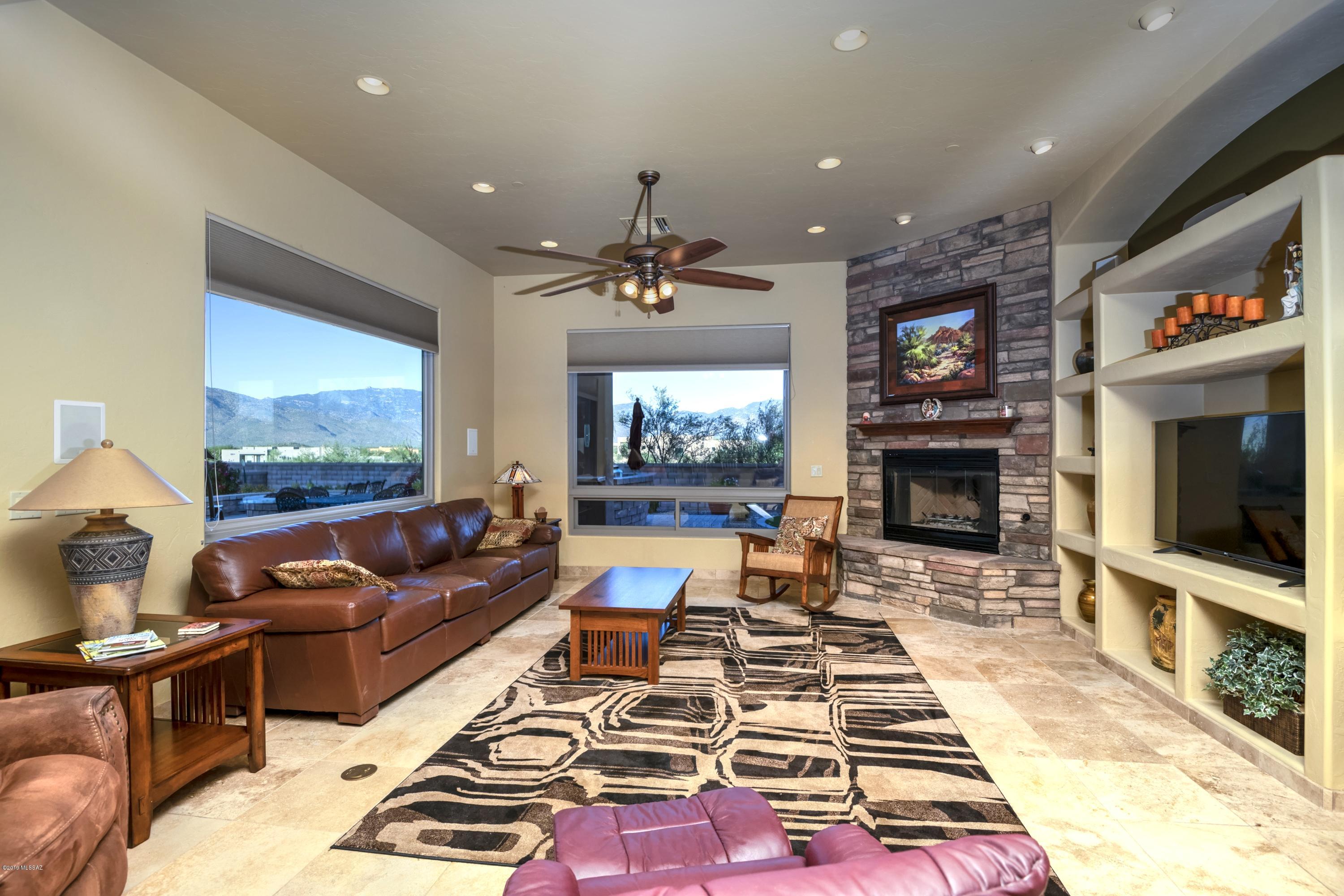 Coyote Creek (1-395) - Residential