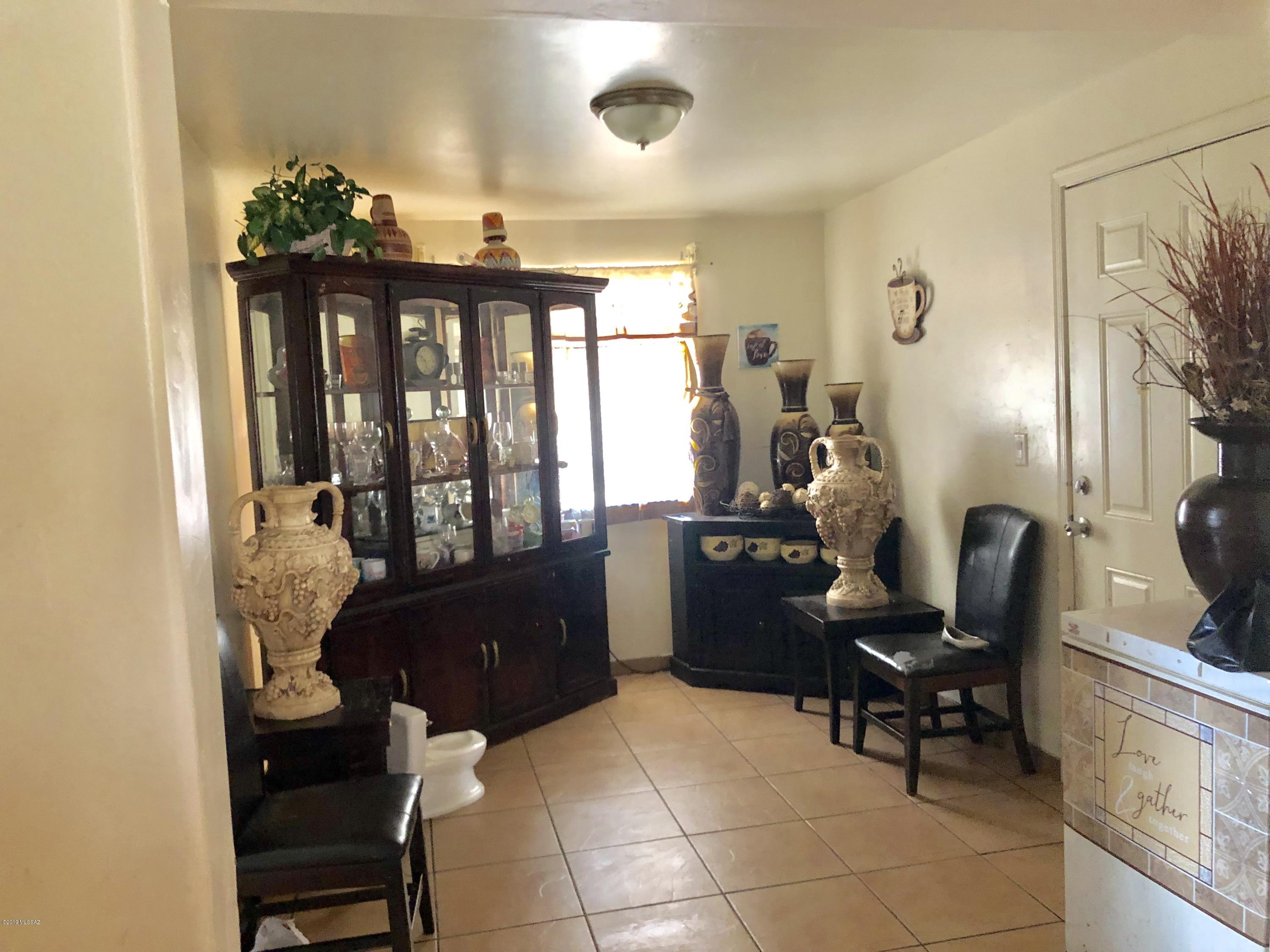 Las Palomas - Residential