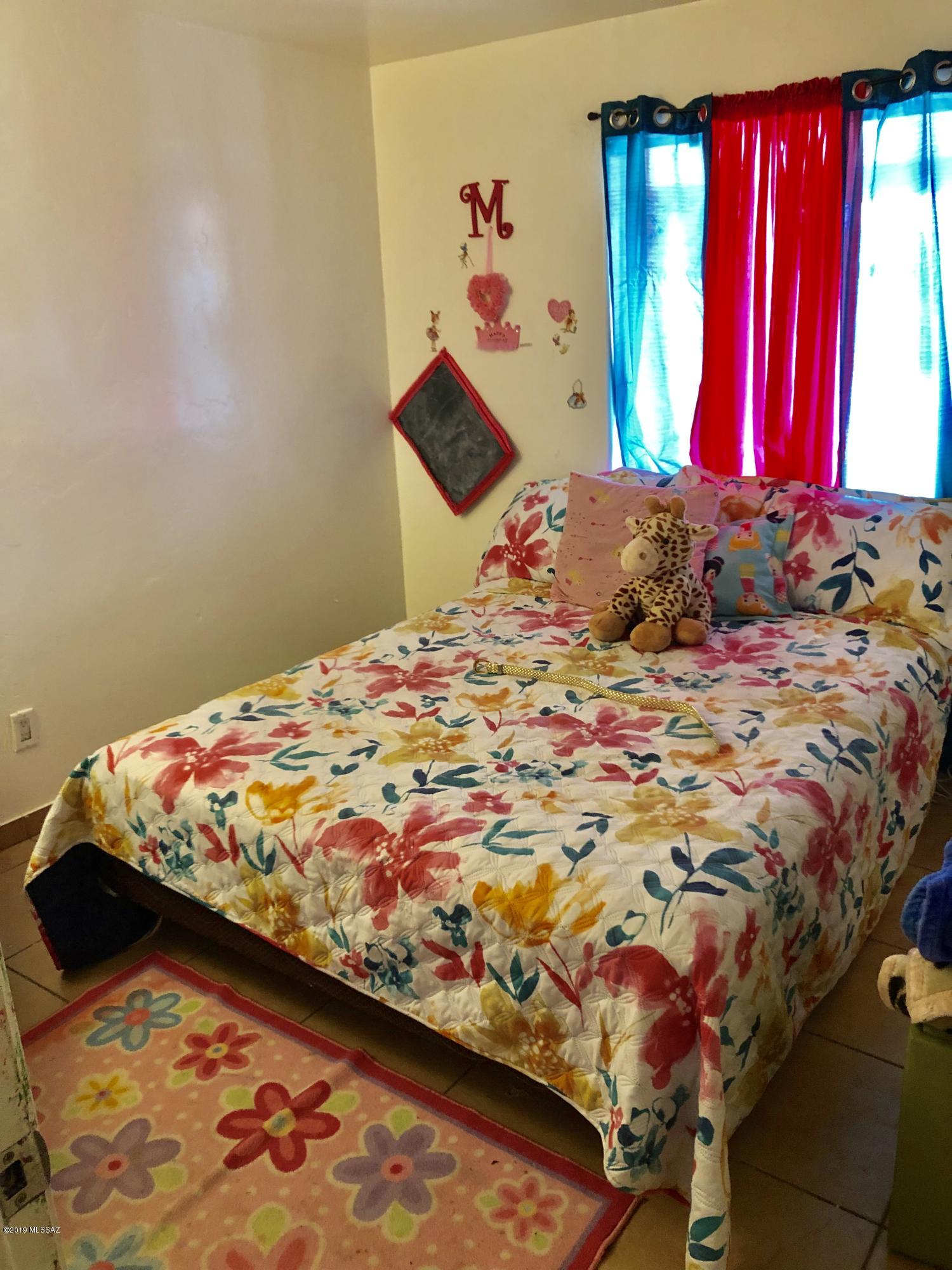 Las Palomas - Residential