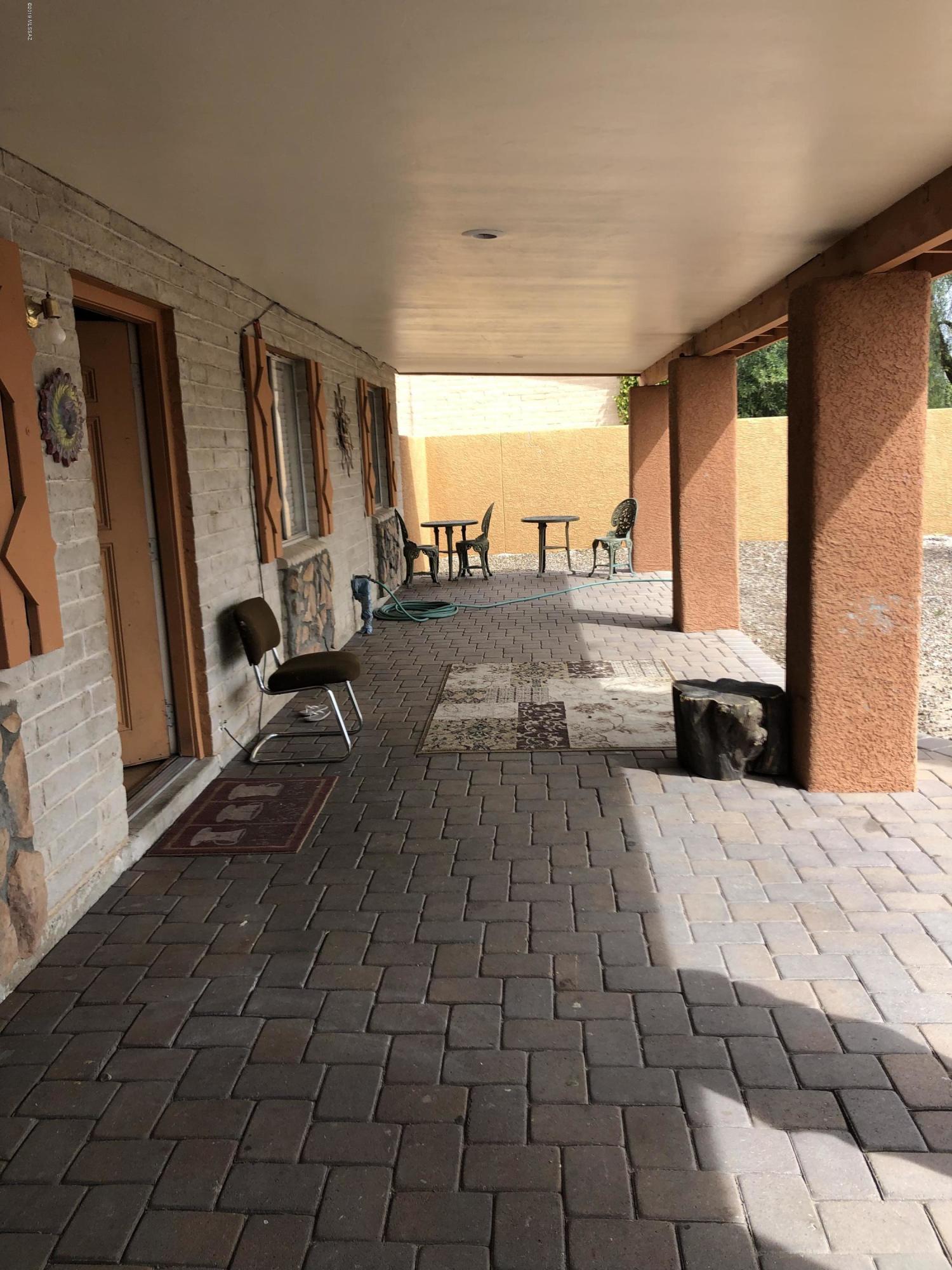 Las Palomas - Residential