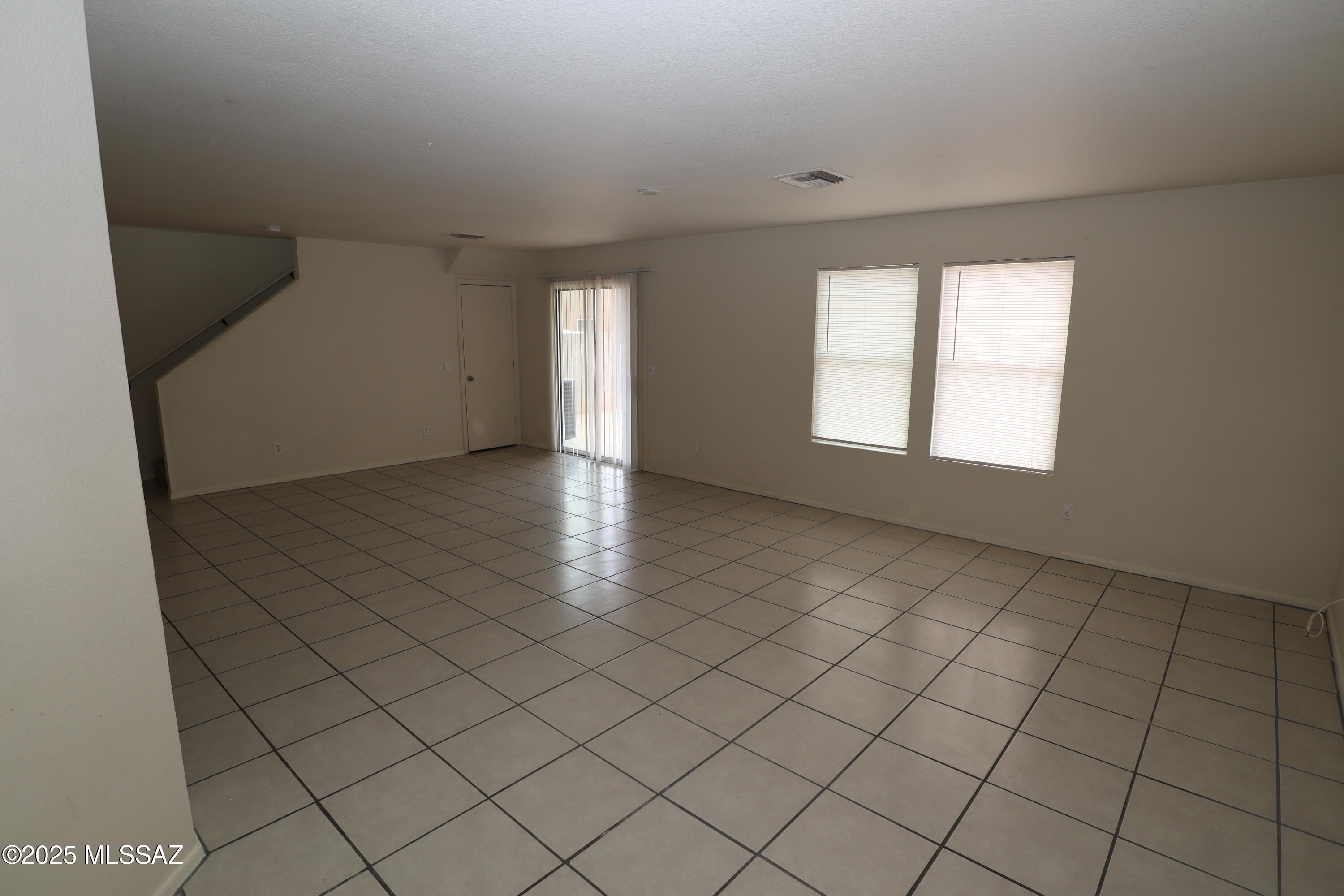 553 W Tiger Shark Road