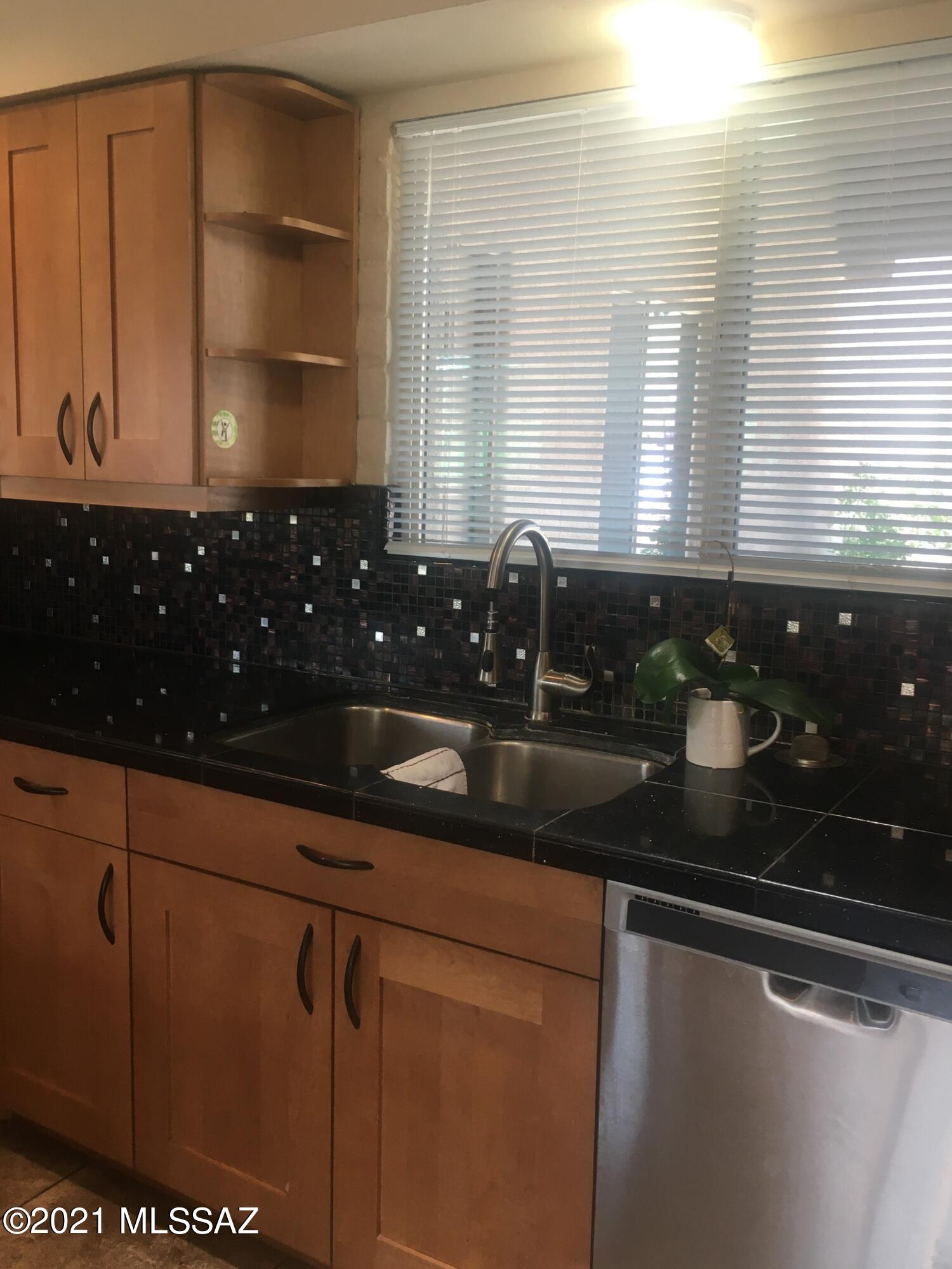 Santa Catalina Estates NO. 4 (1-180) - Residential Lease