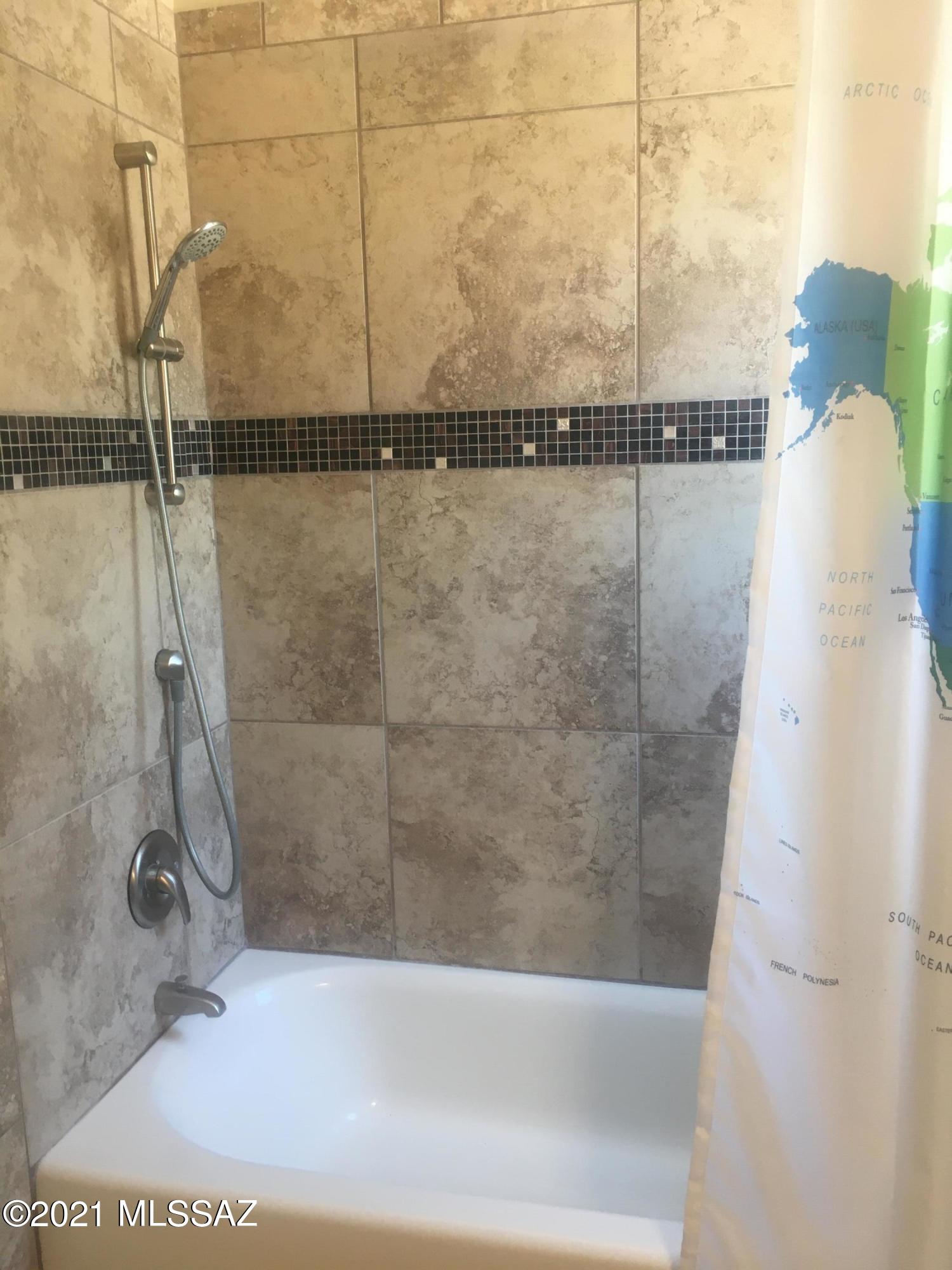 Santa Catalina Estates NO. 4 (1-180) - Residential Lease