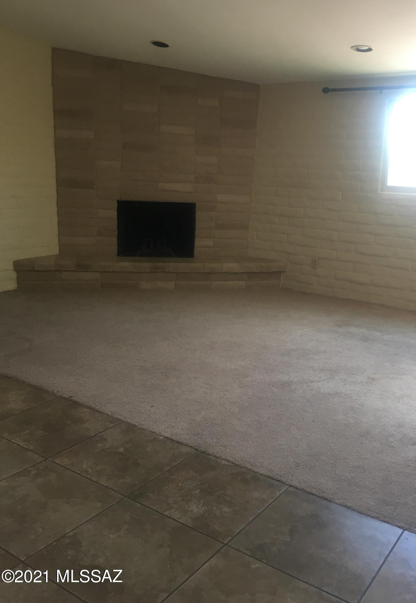 Santa Catalina Estates NO. 4 (1-180) - Residential Lease
