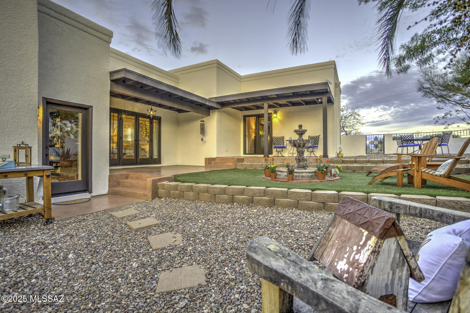 Las Alturas (1-167) - Residential