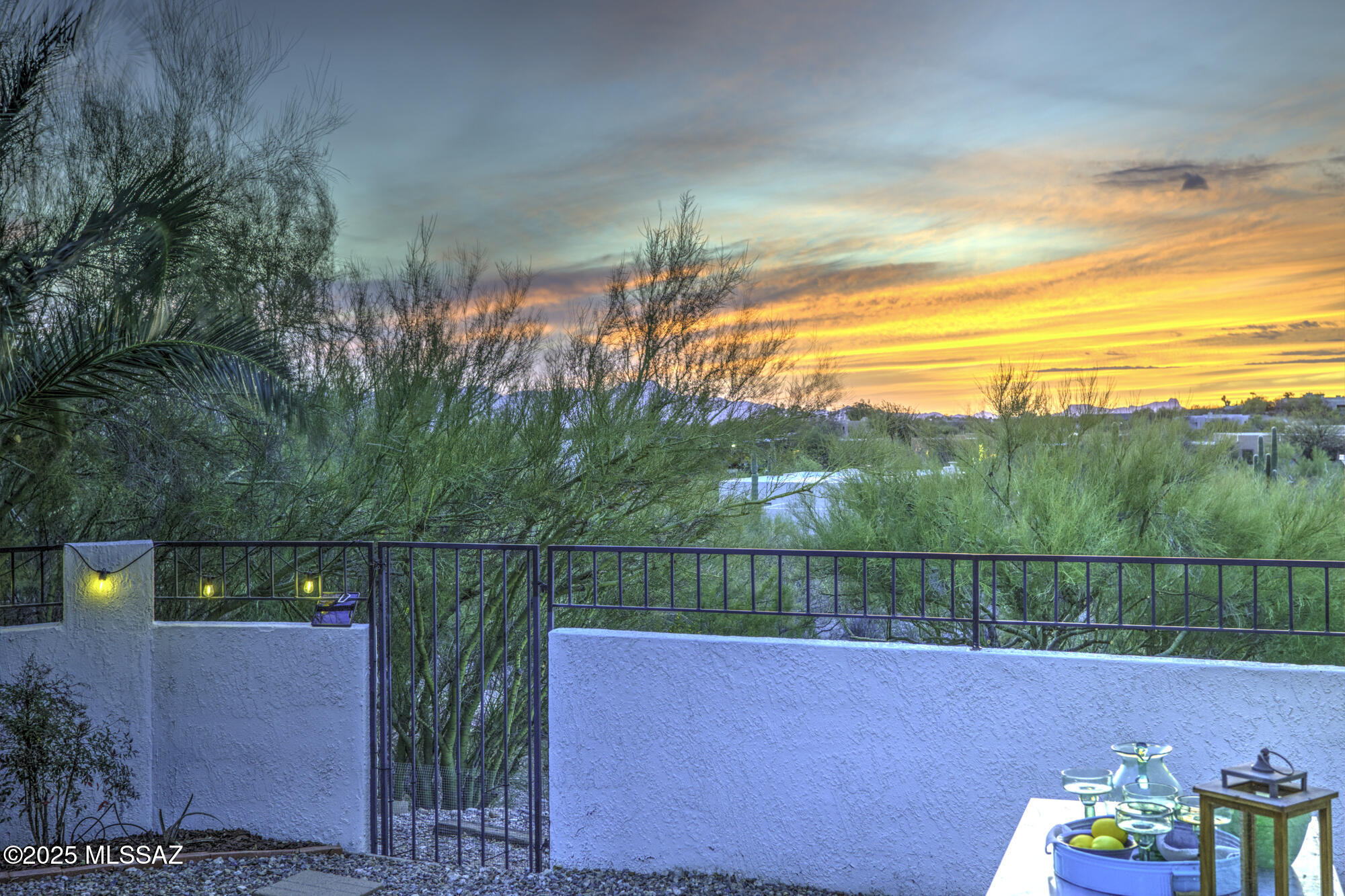 Las Alturas (1-167) - Residential