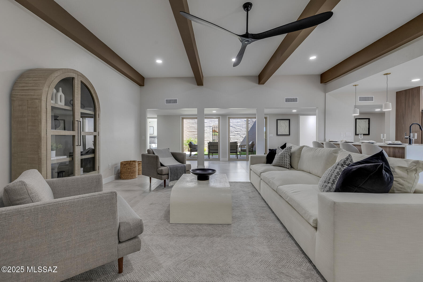 2522 N Camino Valle Verde