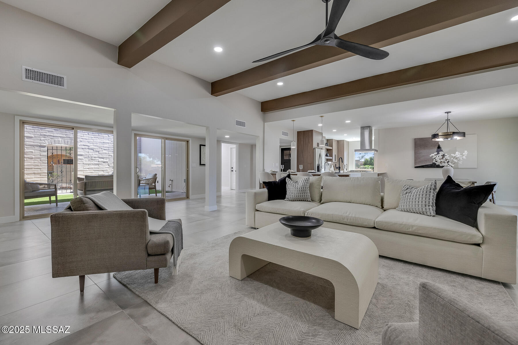 2522 N Camino Valle Verde