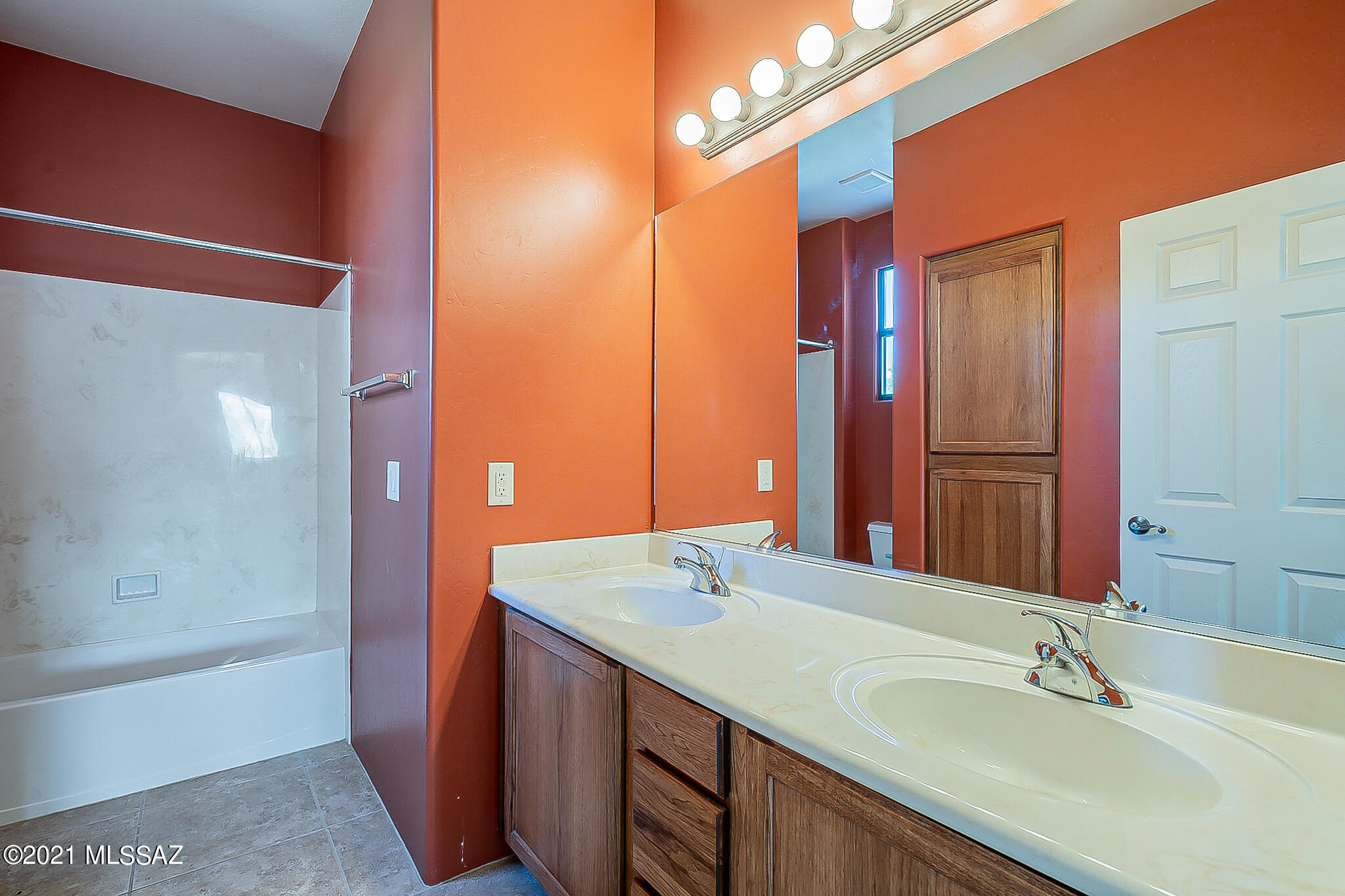 Oasis Santa Rita (1-298) - Residential