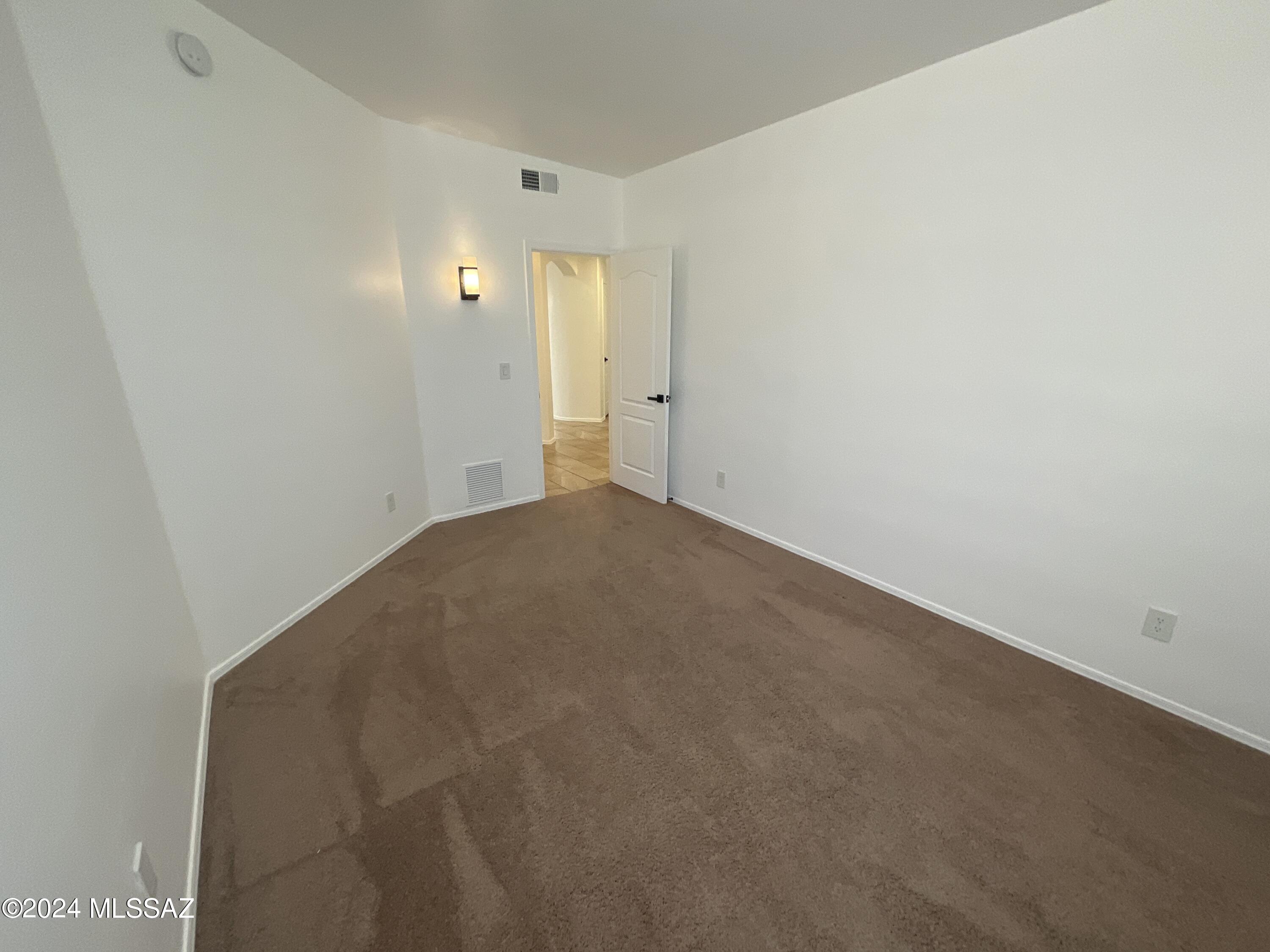 Rancho Esperero (1-343) - Residential Lease