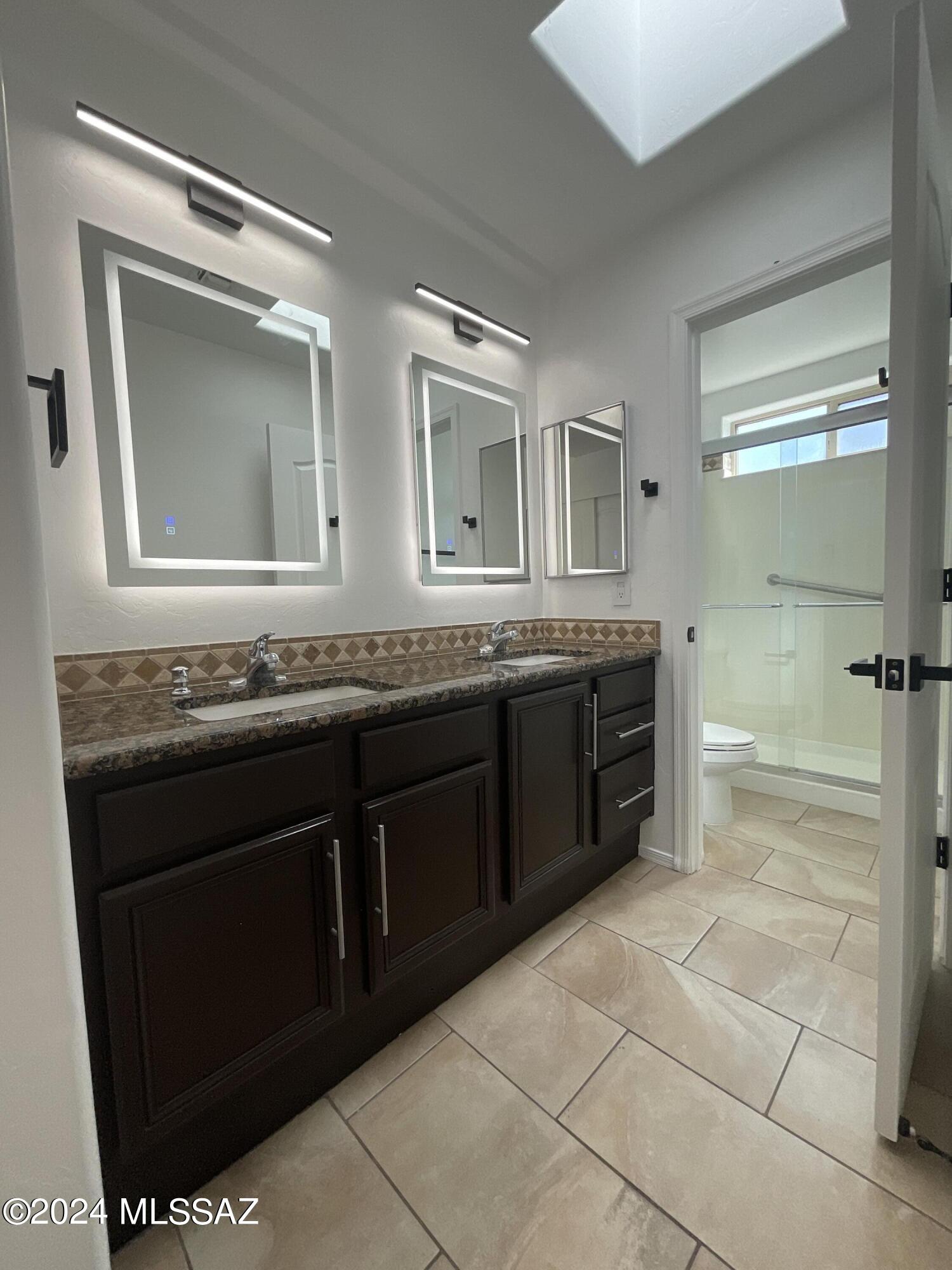 Rancho Esperero (1-343) - Residential Lease