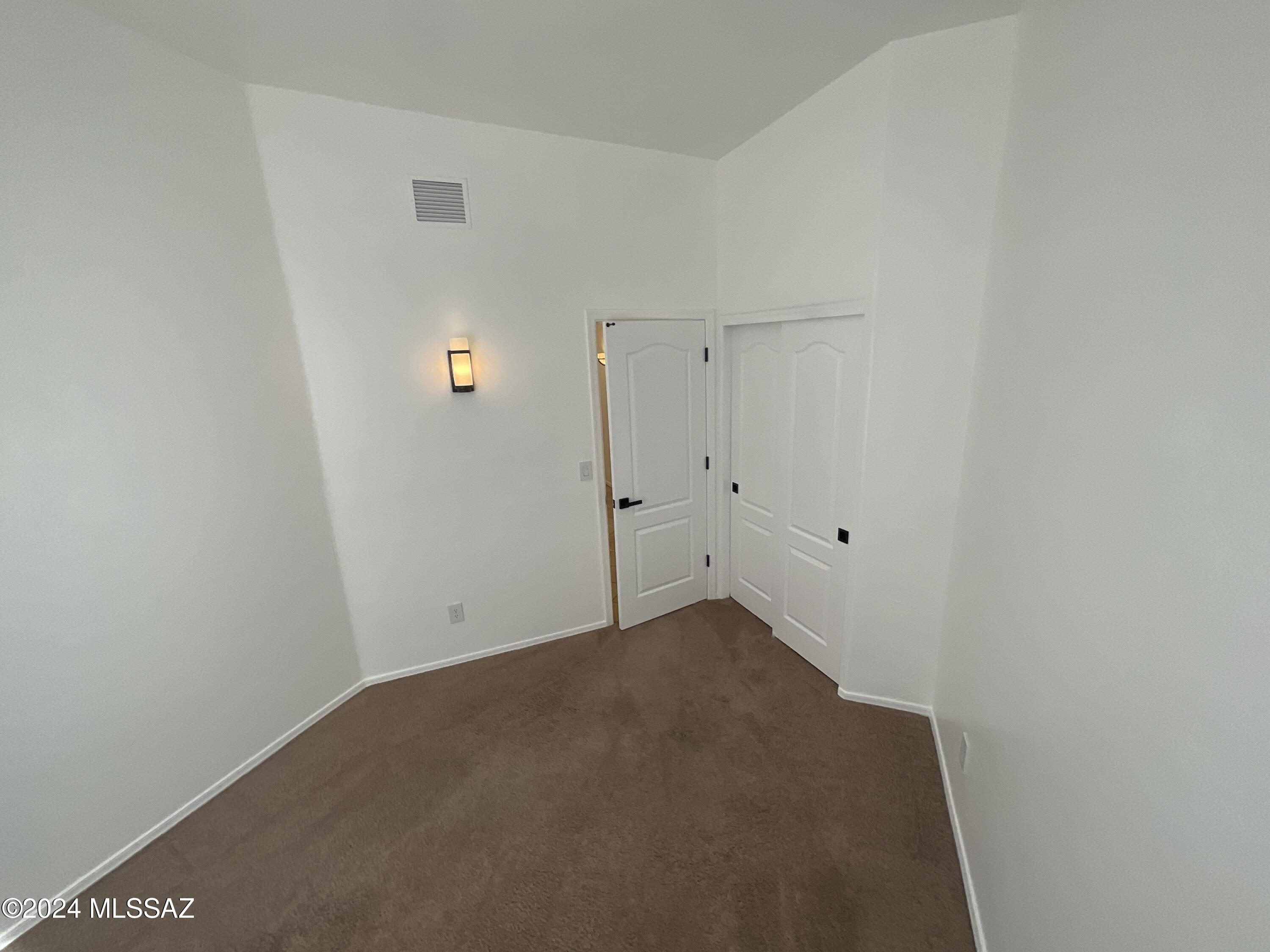 Rancho Esperero (1-343) - Residential Lease