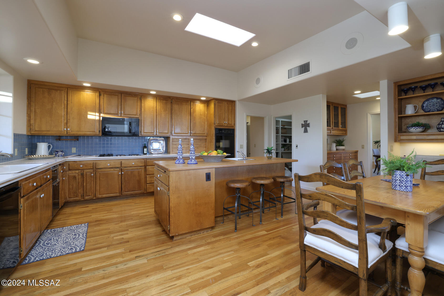 Catalina Foothills Est. NO. 10 (73-90, 119, 121, 123, 127-146) - Residential