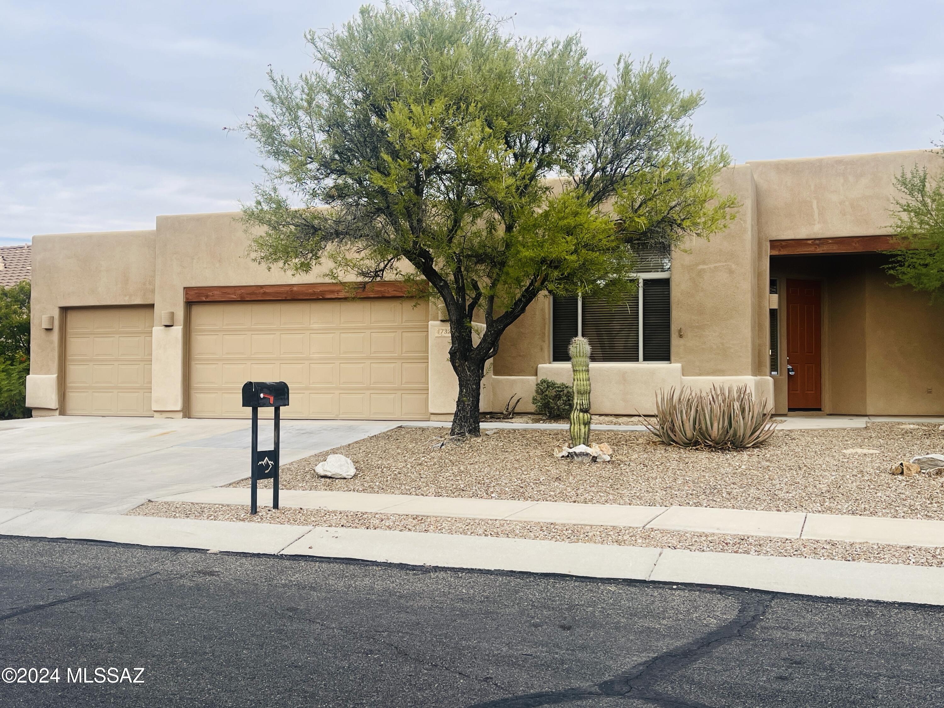 Bluffs At Dove Mountain (1-122) - Residential Lease