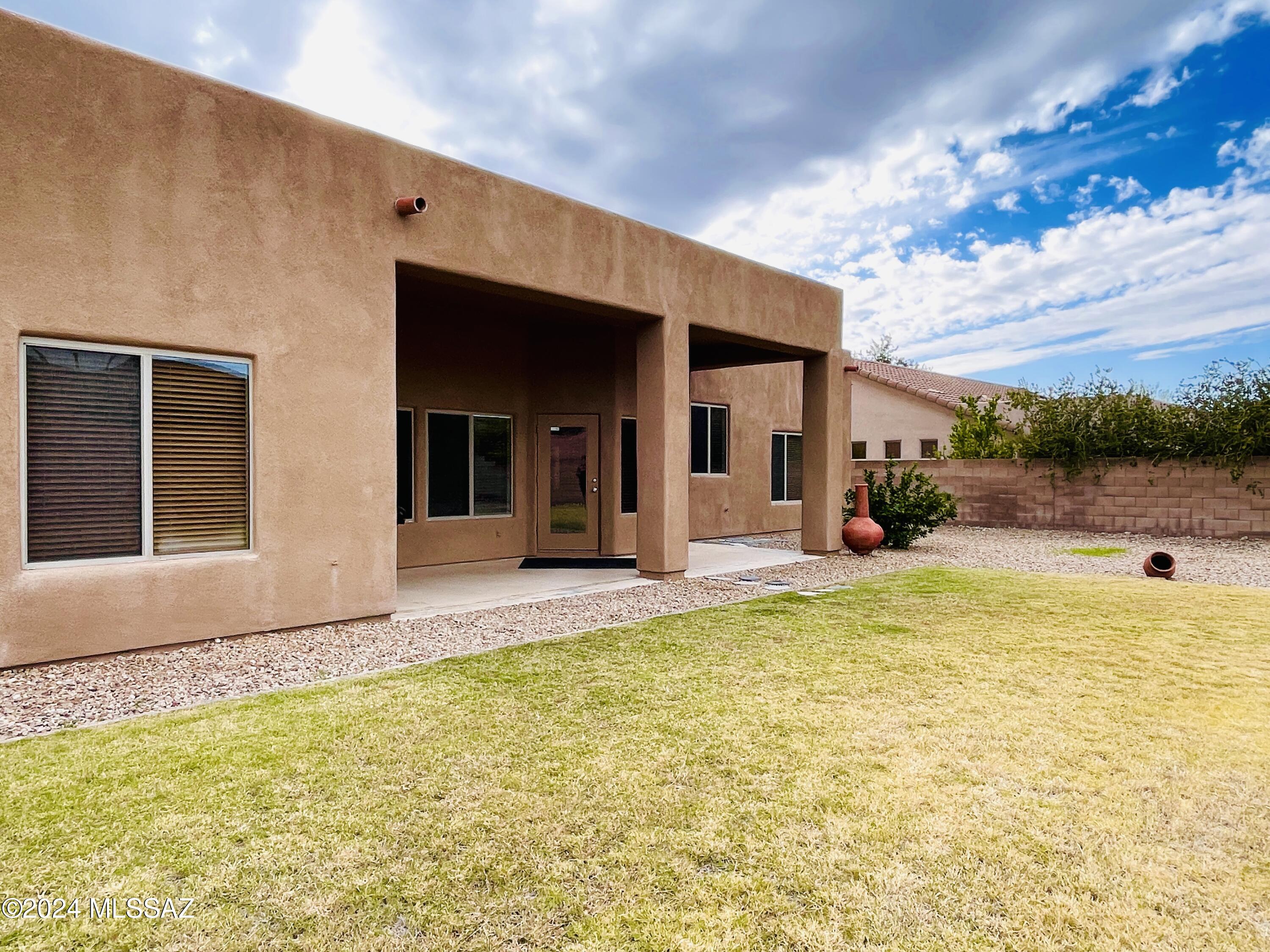 Bluffs At Dove Mountain (1-122) - Residential Lease