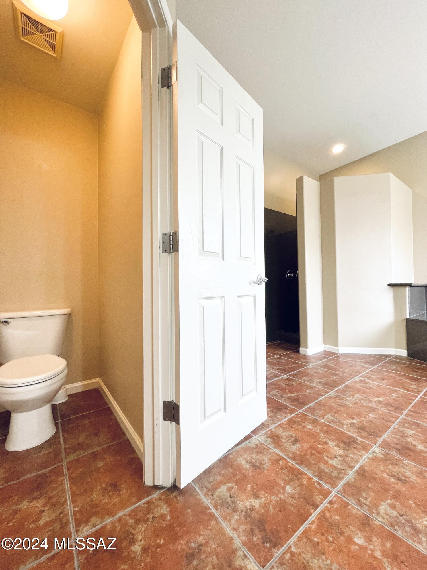 Bluffs At Dove Mountain (1-122) - Residential Lease