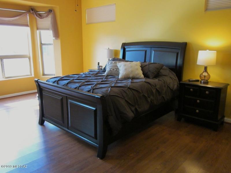 Las Campanas Villiage Phase II (112-219) - Residential