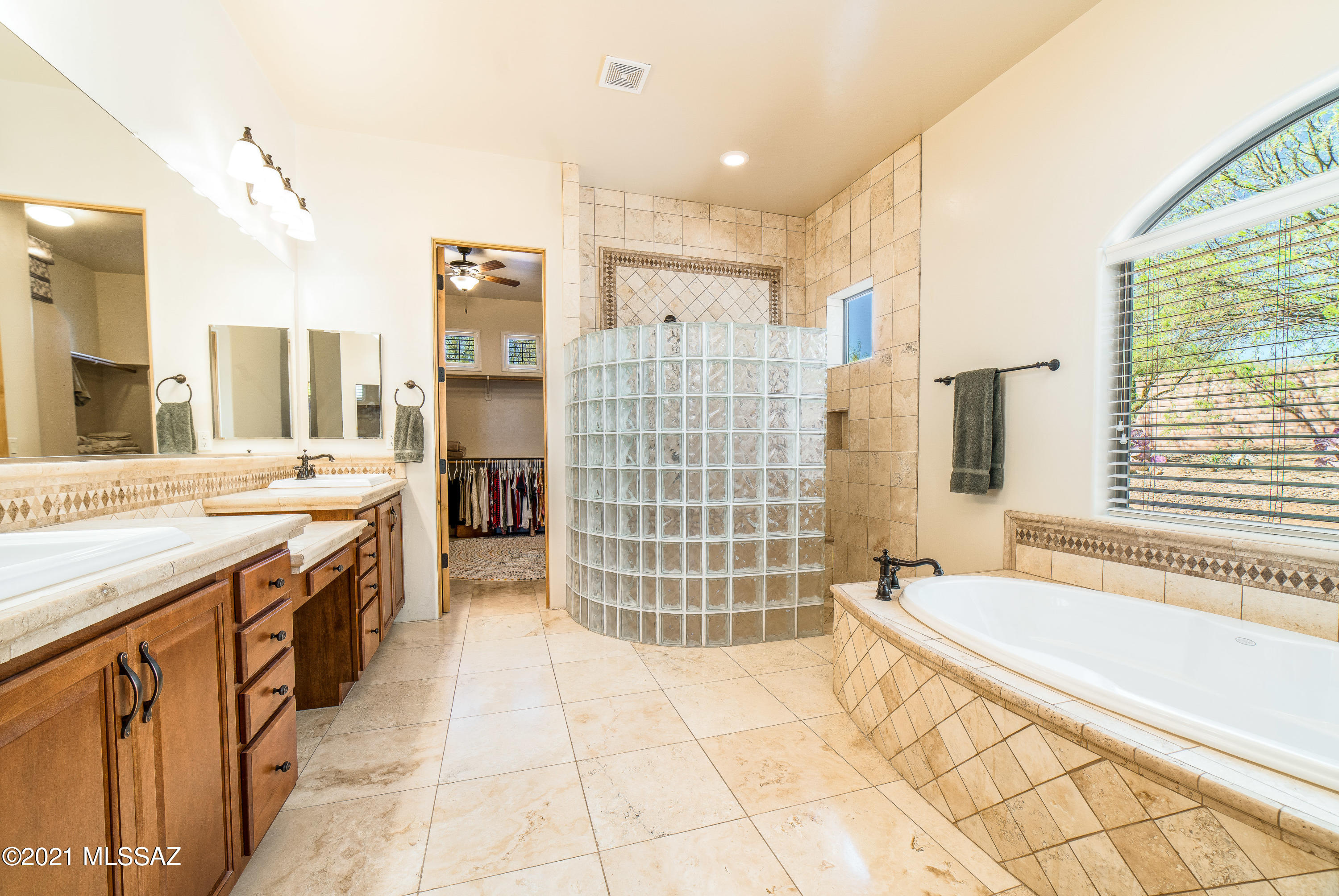 Dos Lagos at Dove Mountain (1-91) - Residential