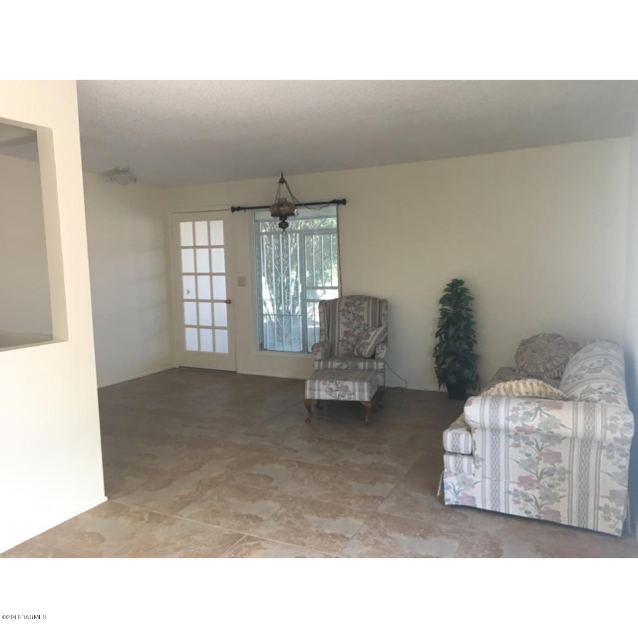 Braewood Terrace (1-107) - Residential