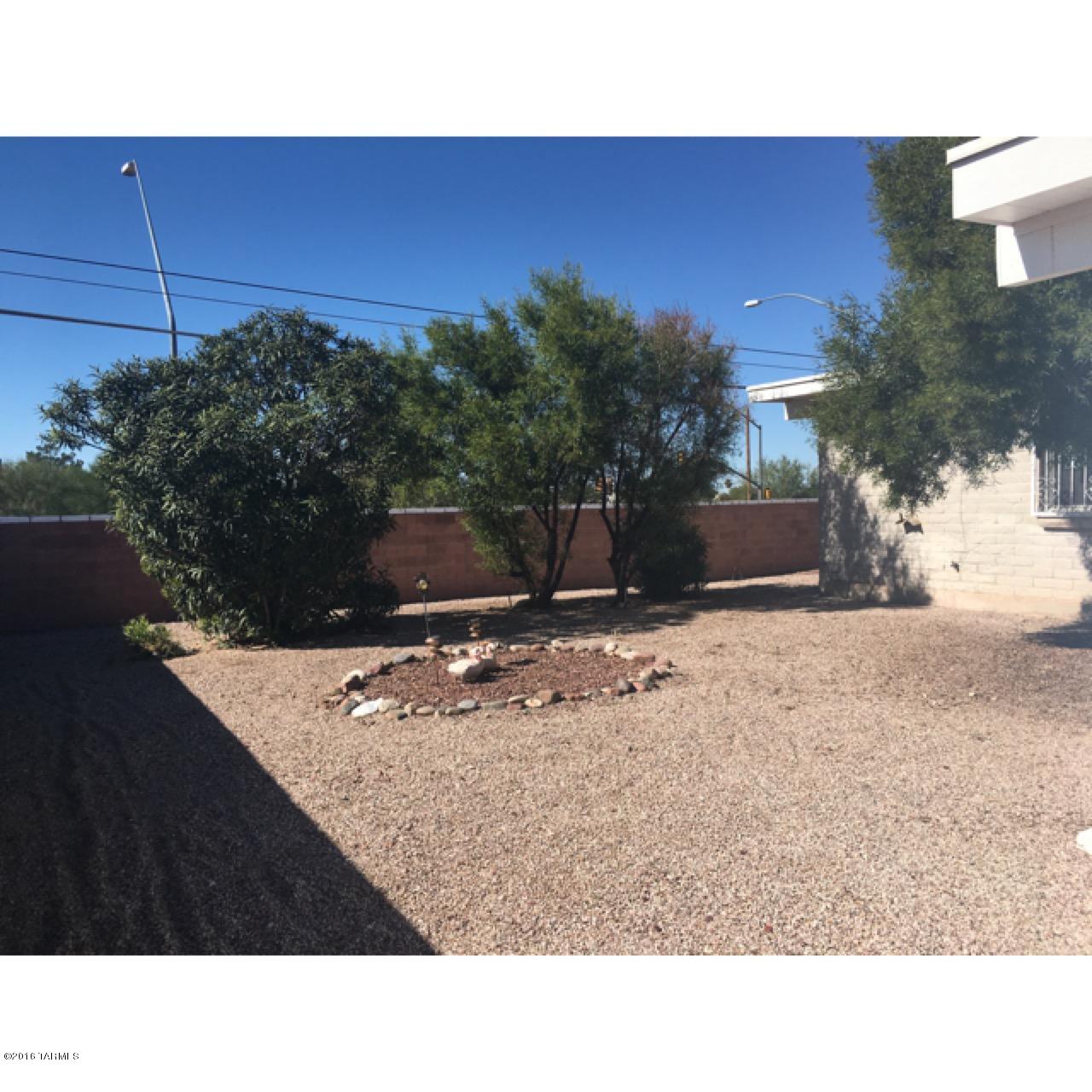 Braewood Terrace (1-107) - Residential