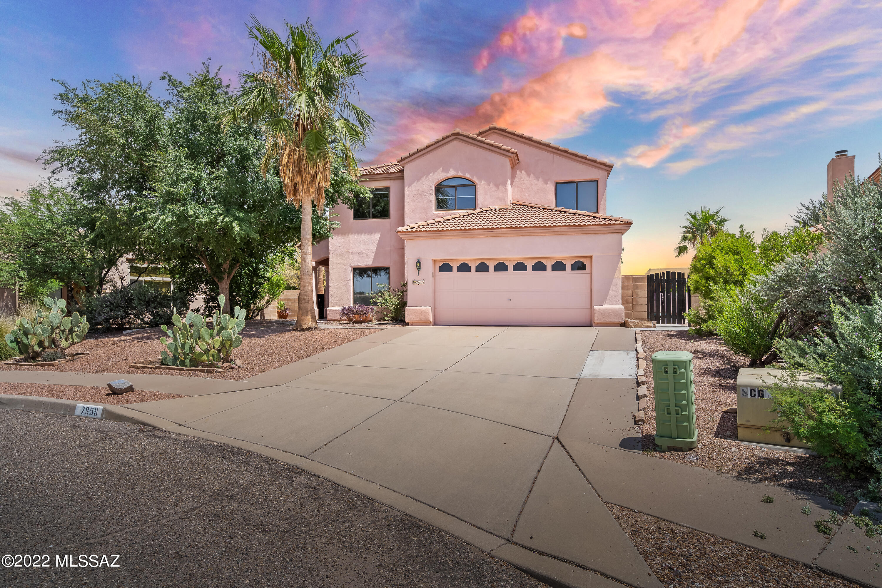 Vista Del Rio (218-290) - Residential