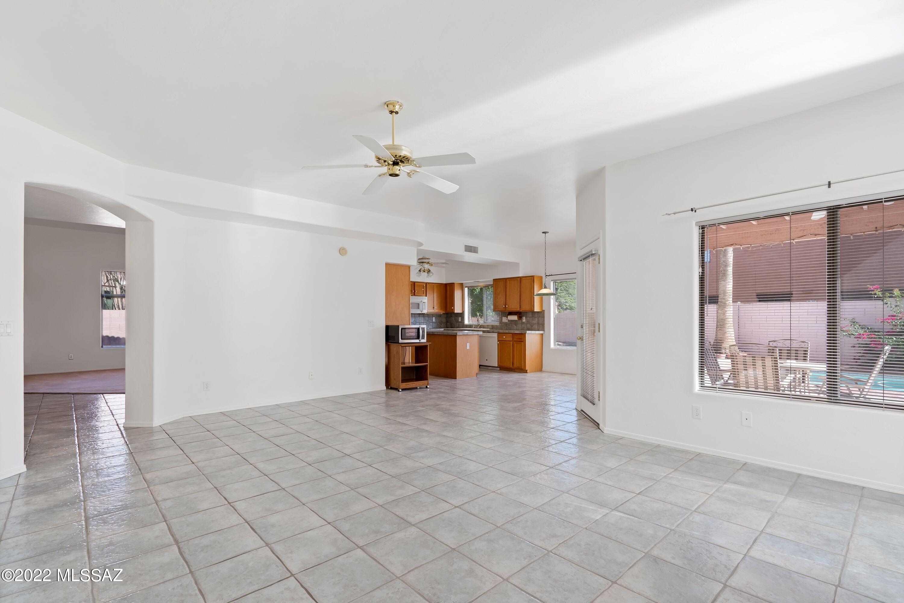 Vista Del Rio (218-290) - Residential