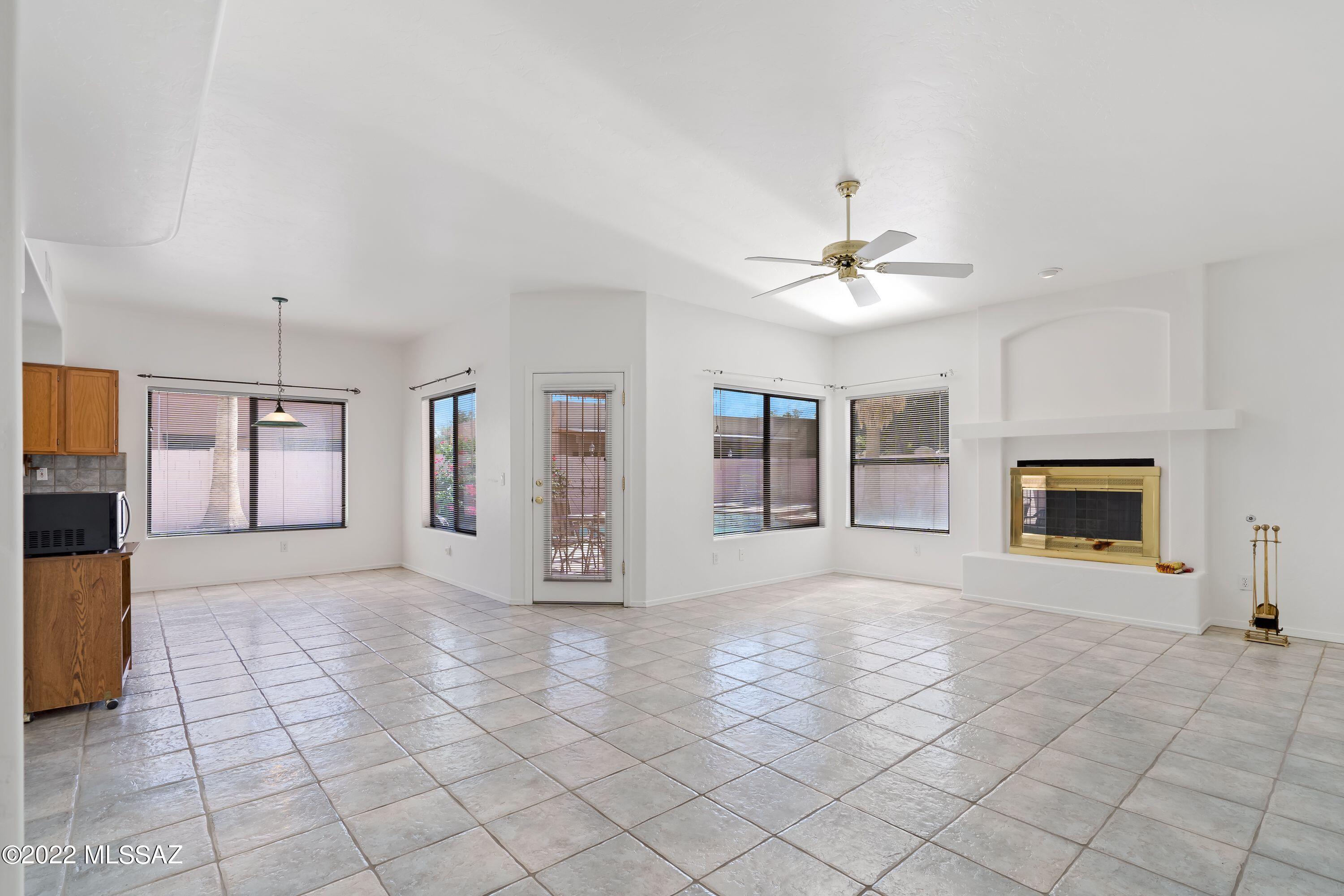Vista Del Rio (218-290) - Residential