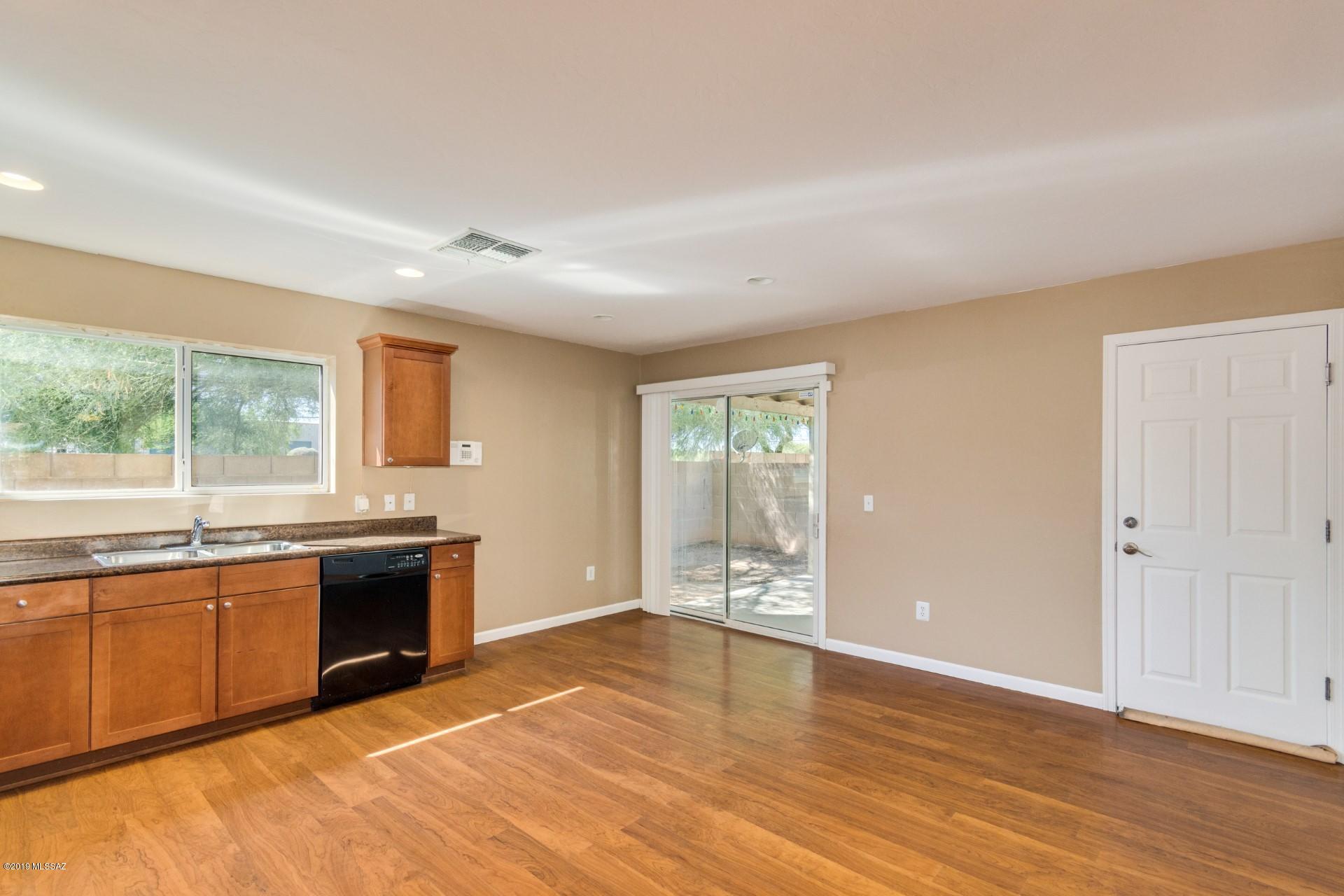 Pantano Overlook - Residential