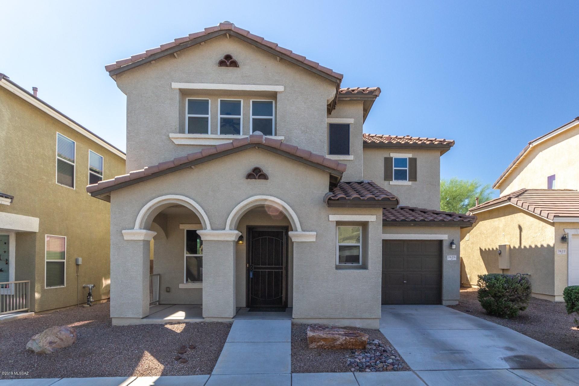 Pantano Overlook - Residential