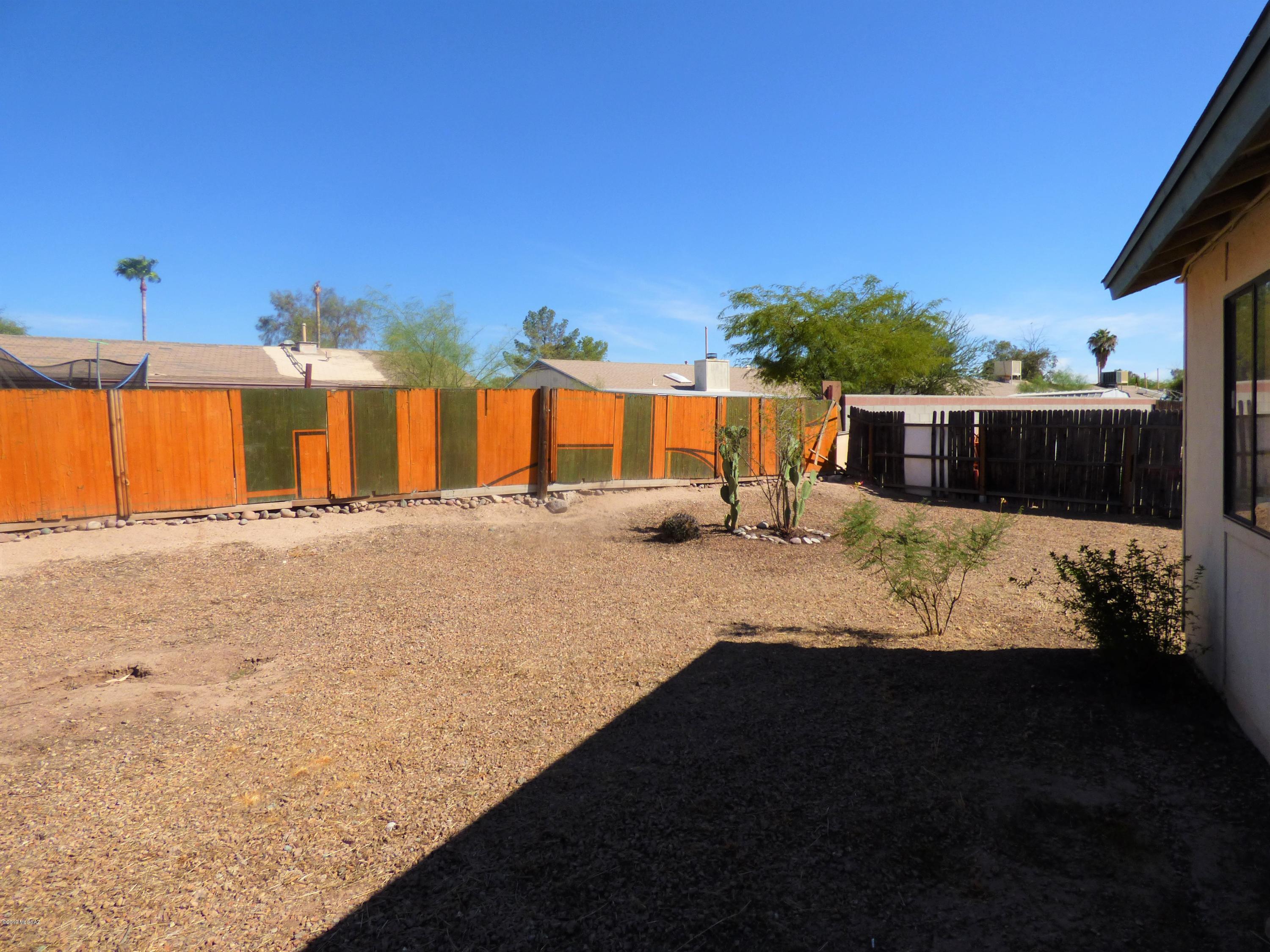Meadowbrook (208-269) - Residential Lease