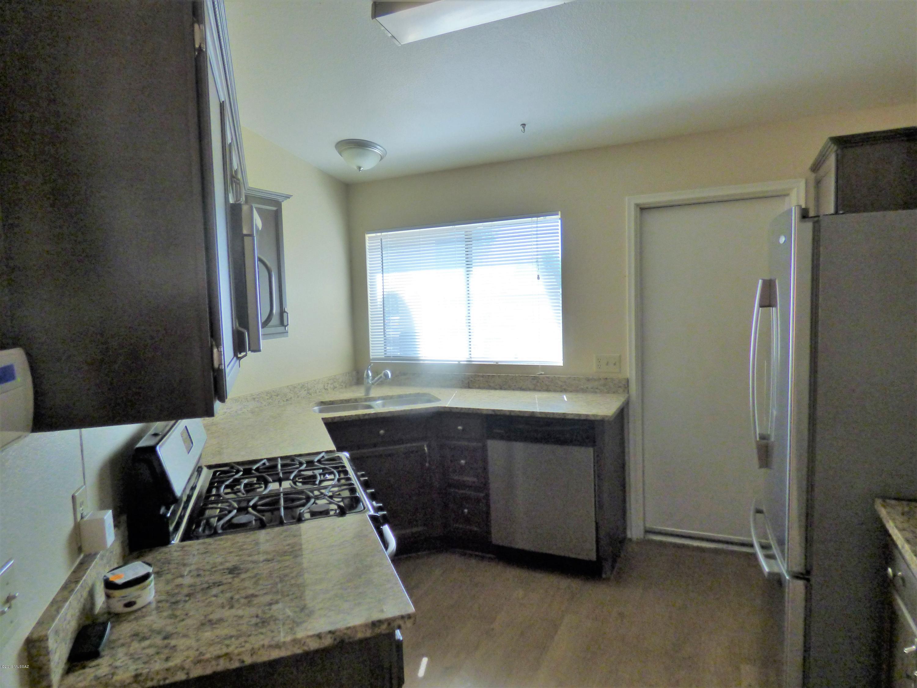 Meadowbrook (208-269) - Residential Lease