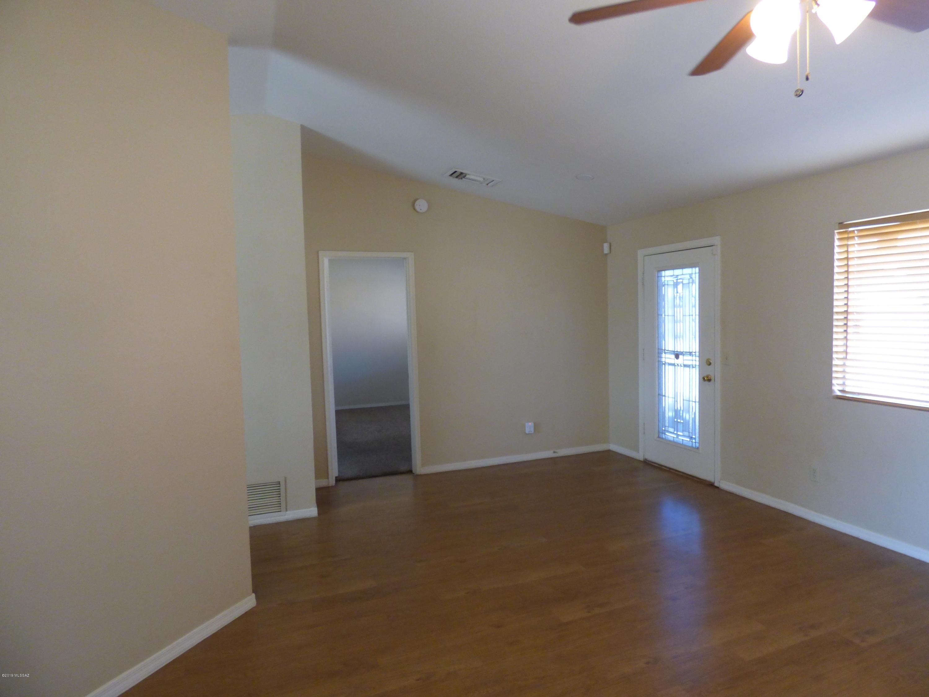 Meadowbrook (208-269) - Residential Lease