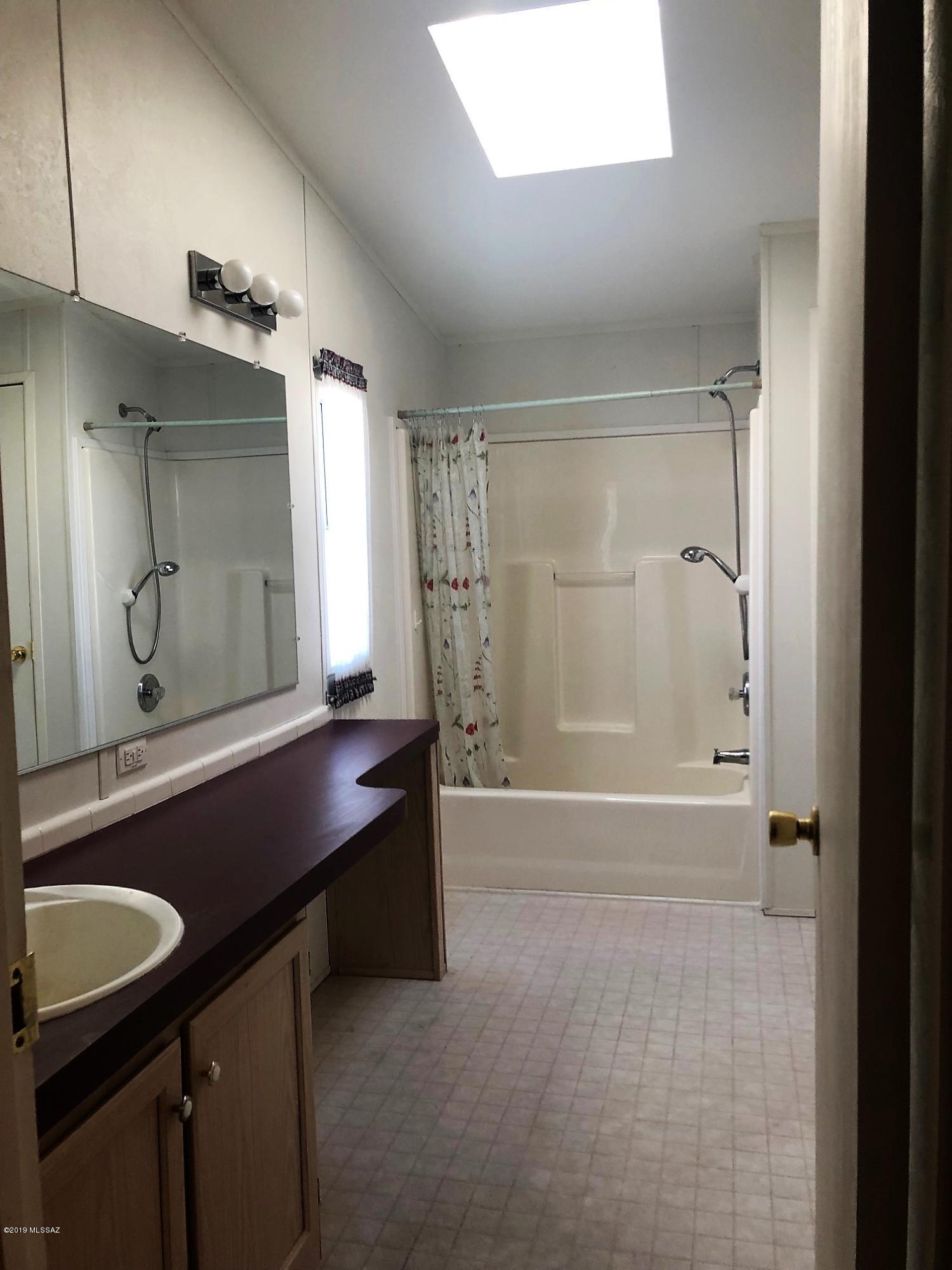 Vista Montana Estates - Residential Lease