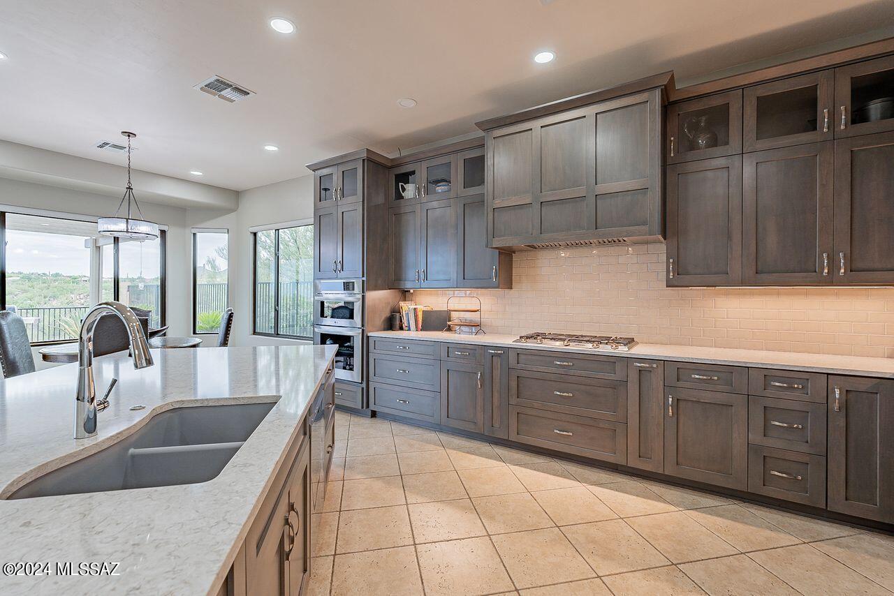 Bluffs at Dove Mountain Phase II - Residential