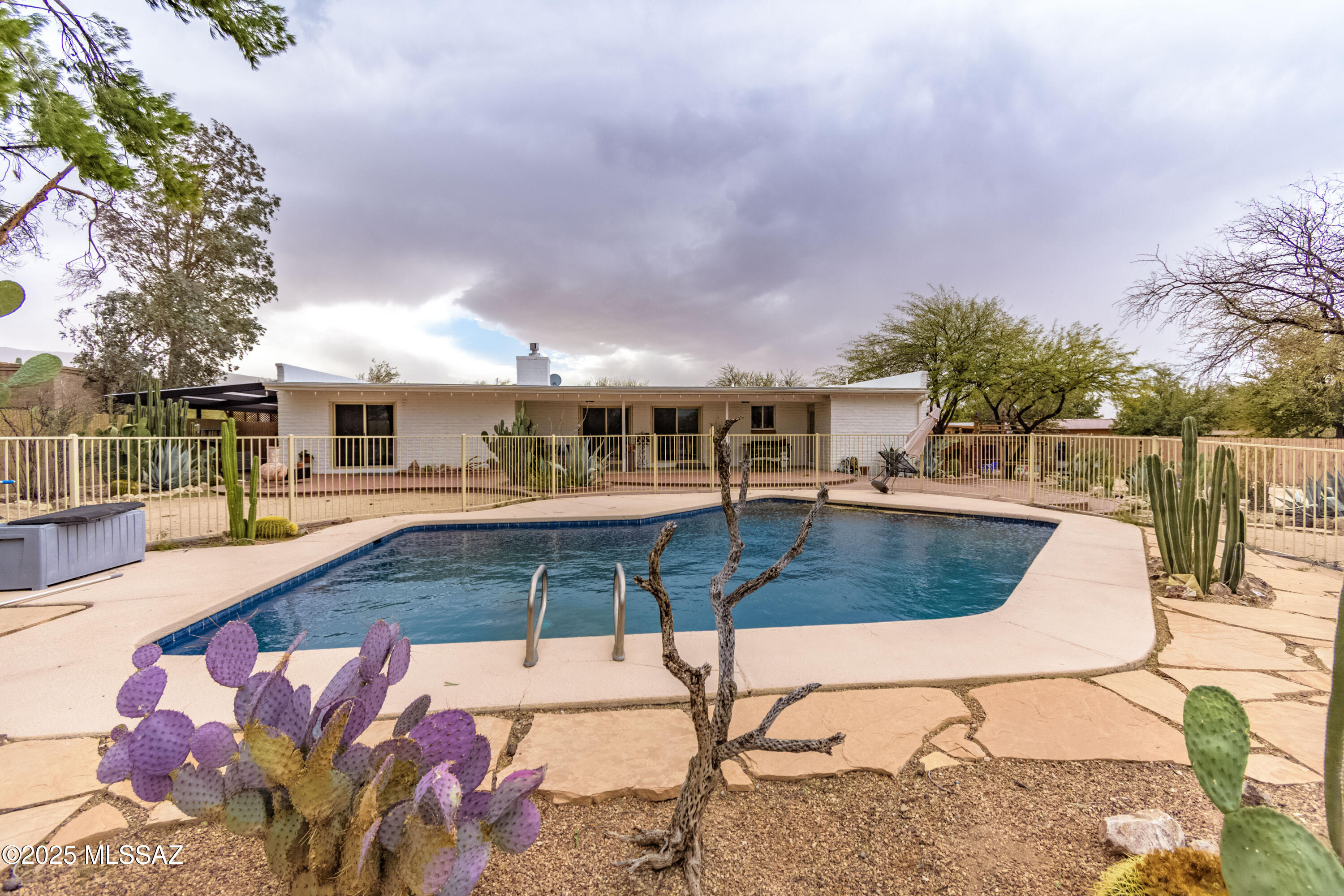 Tierra De Las Flores (1-37) - Residential