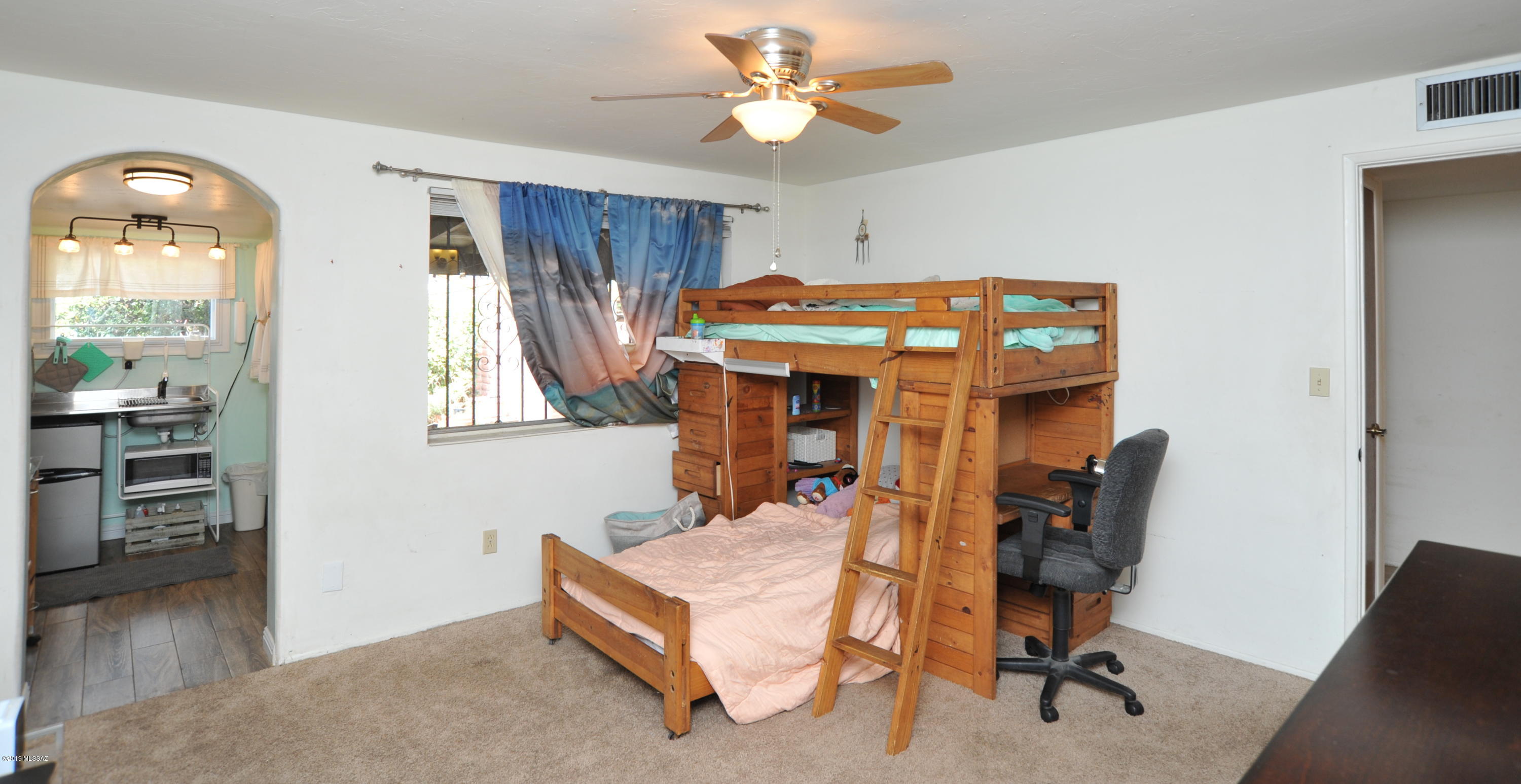 Spanish Village Th - Residential
