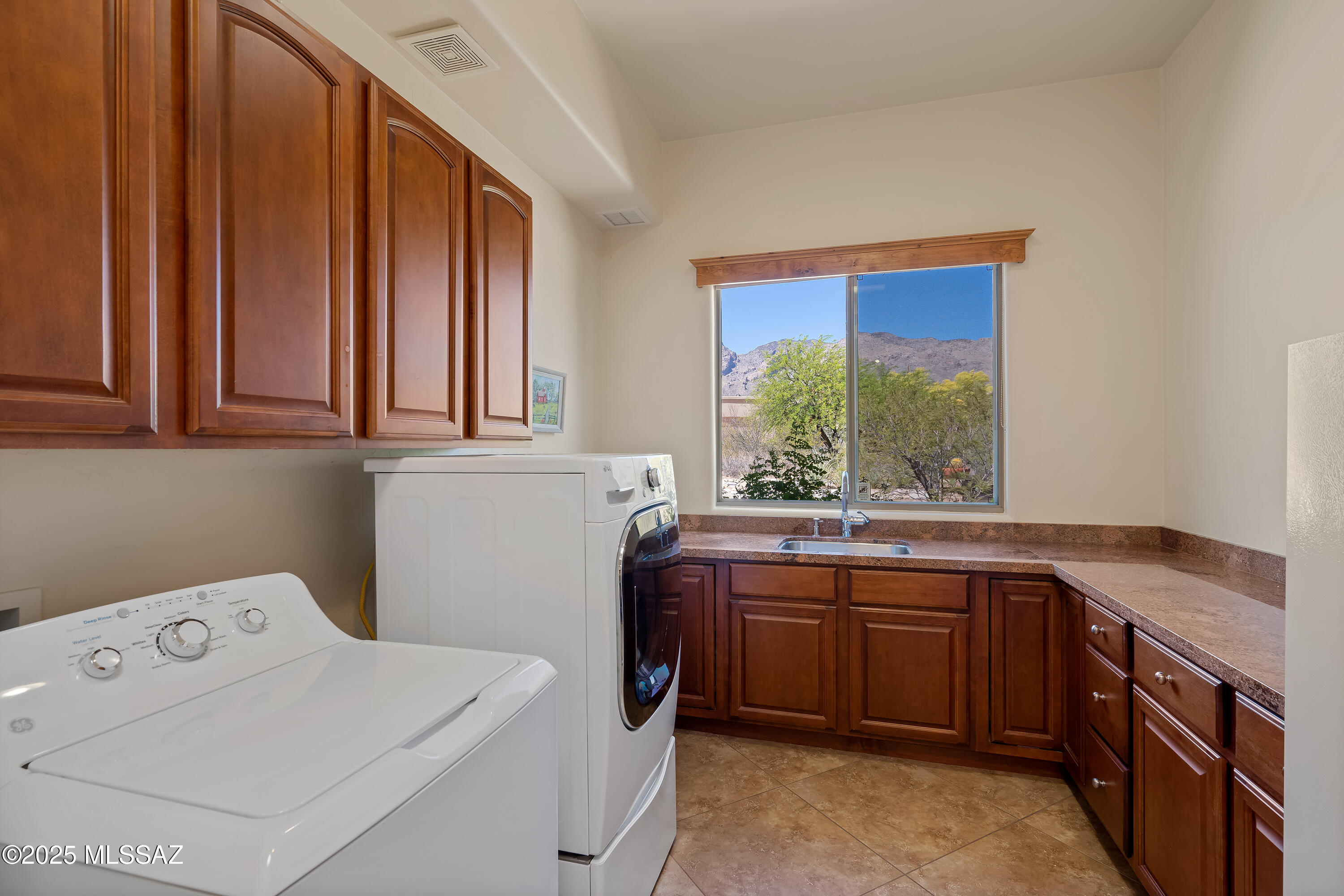 Catalina Foothills Estates NO. 10 (1-72) - Residential
