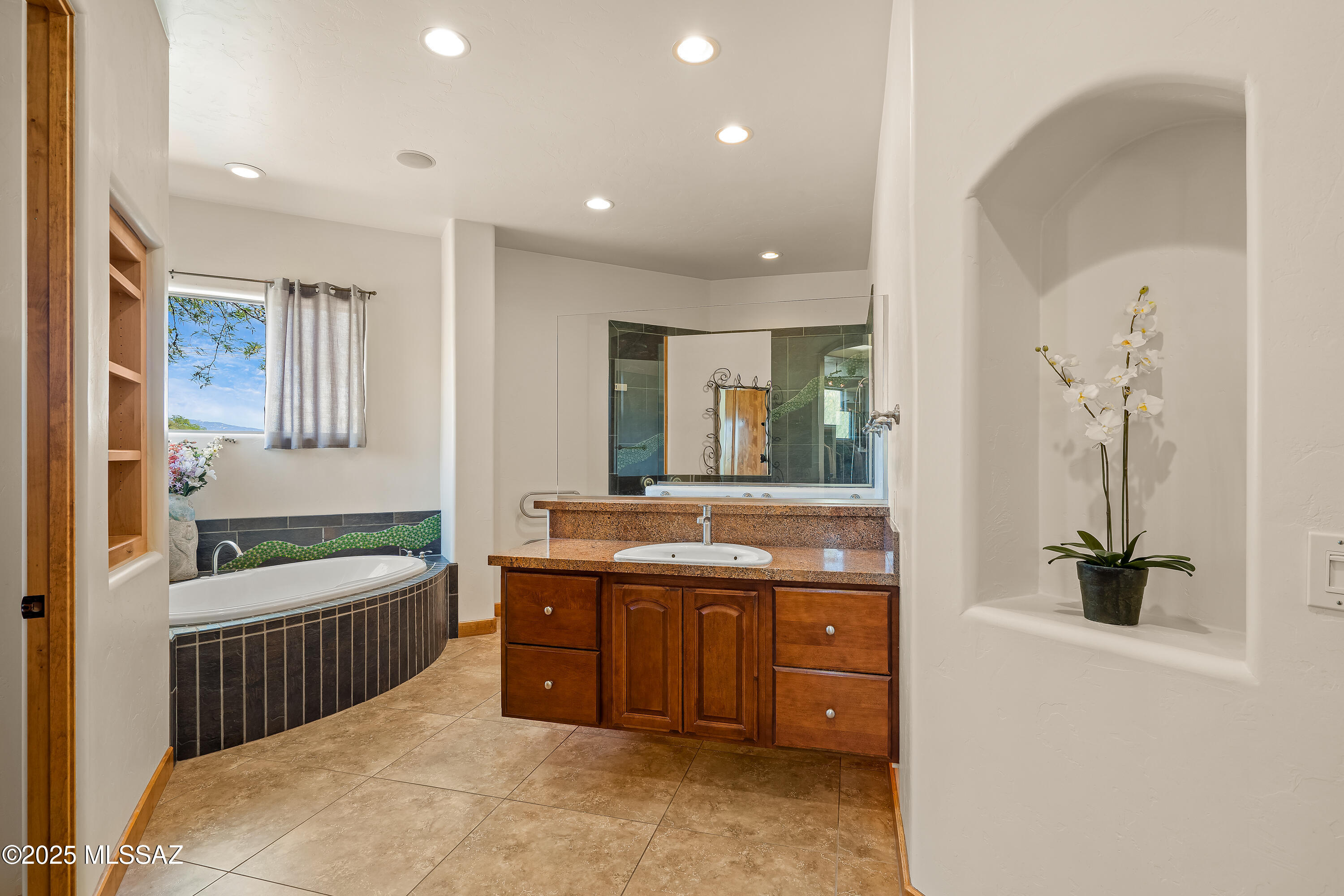 Catalina Foothills Estates NO. 10 (1-72) - Residential
