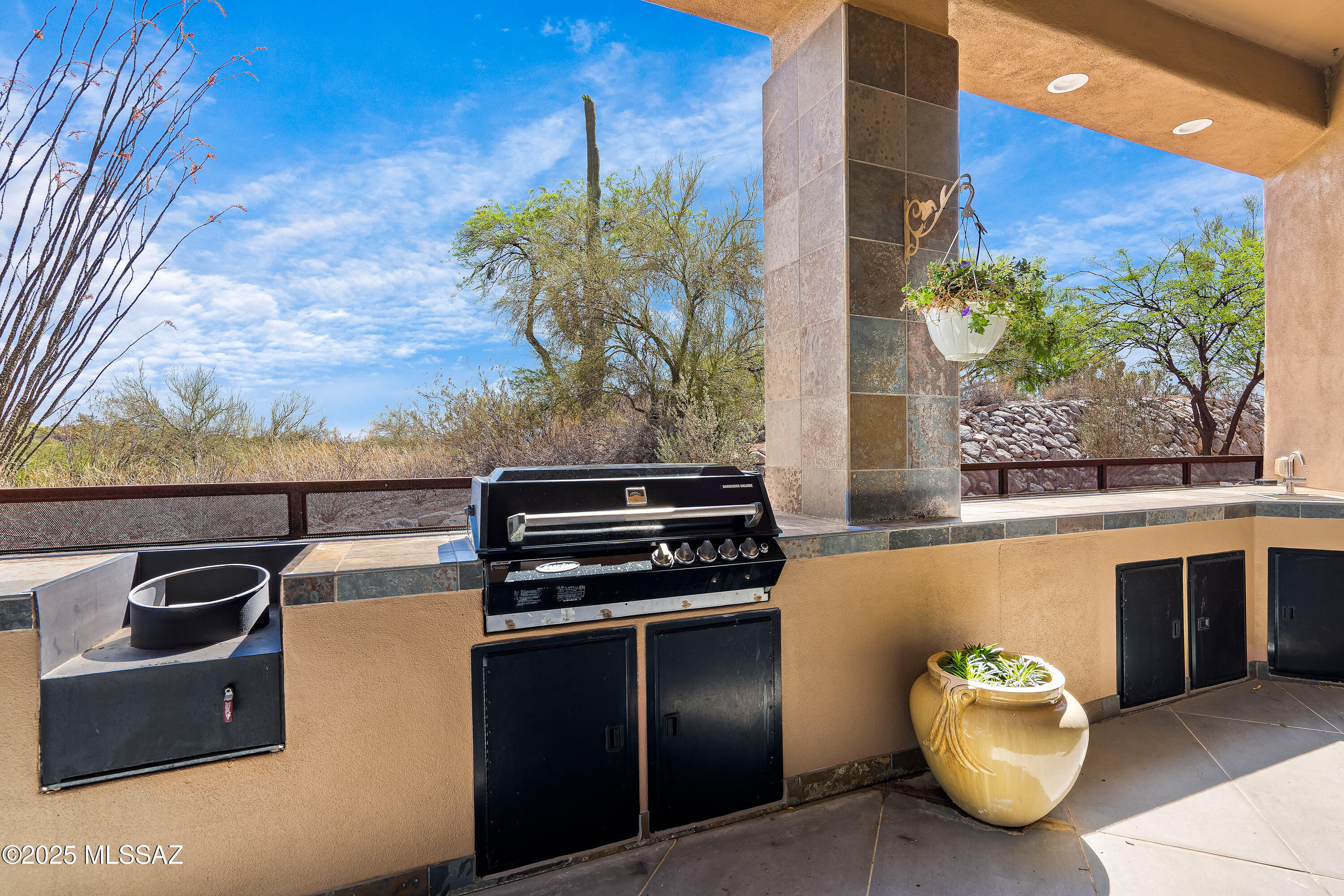 Catalina Foothills Estates NO. 10 (1-72) - Residential