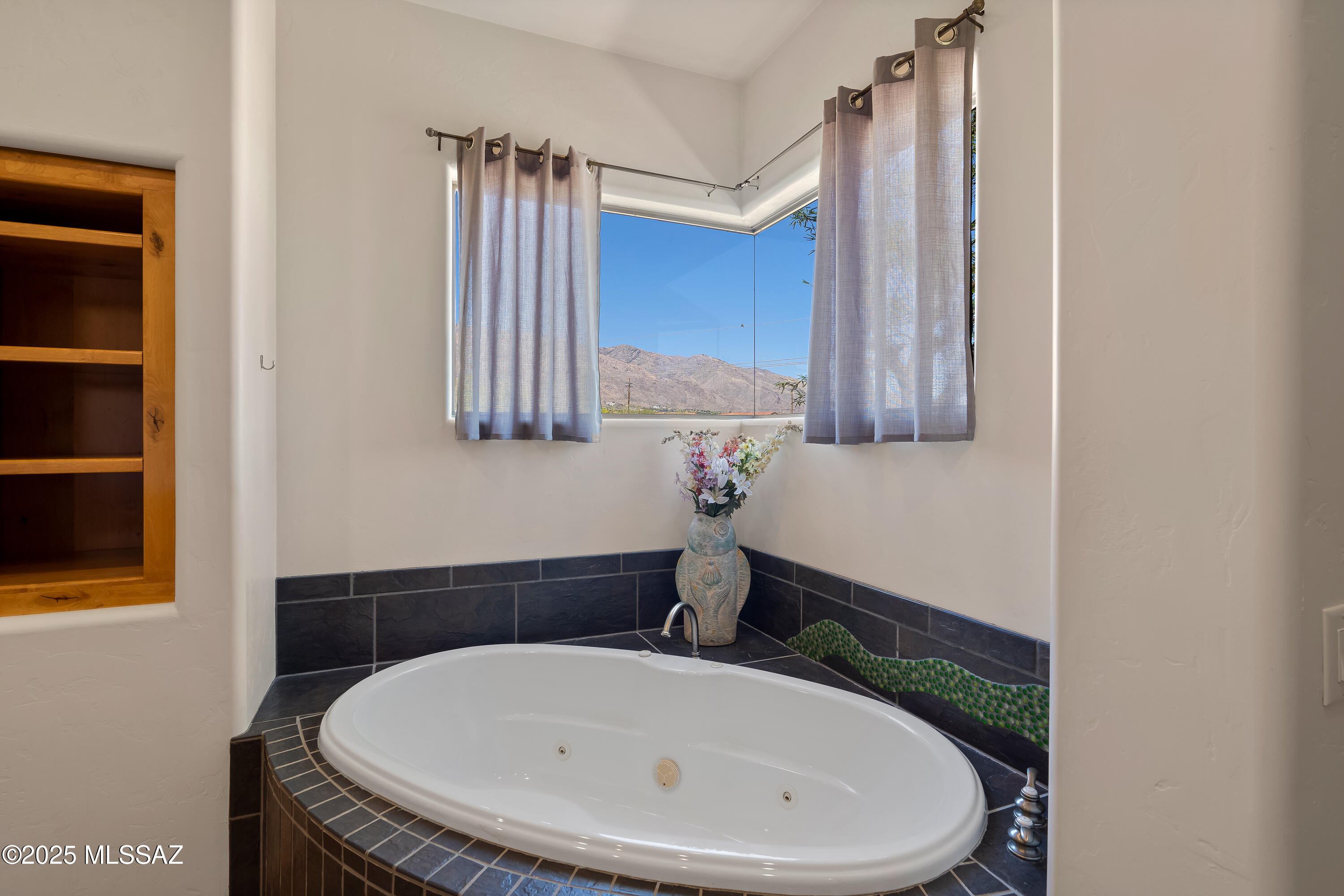 Catalina Foothills Estates NO. 10 (1-72) - Residential