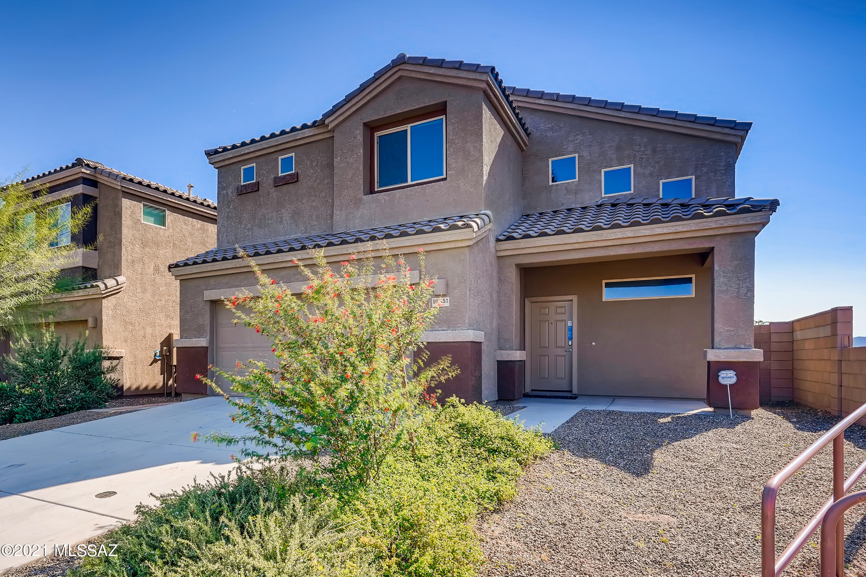 Vista Del Lago Norte SQ20140780198 - Residential
