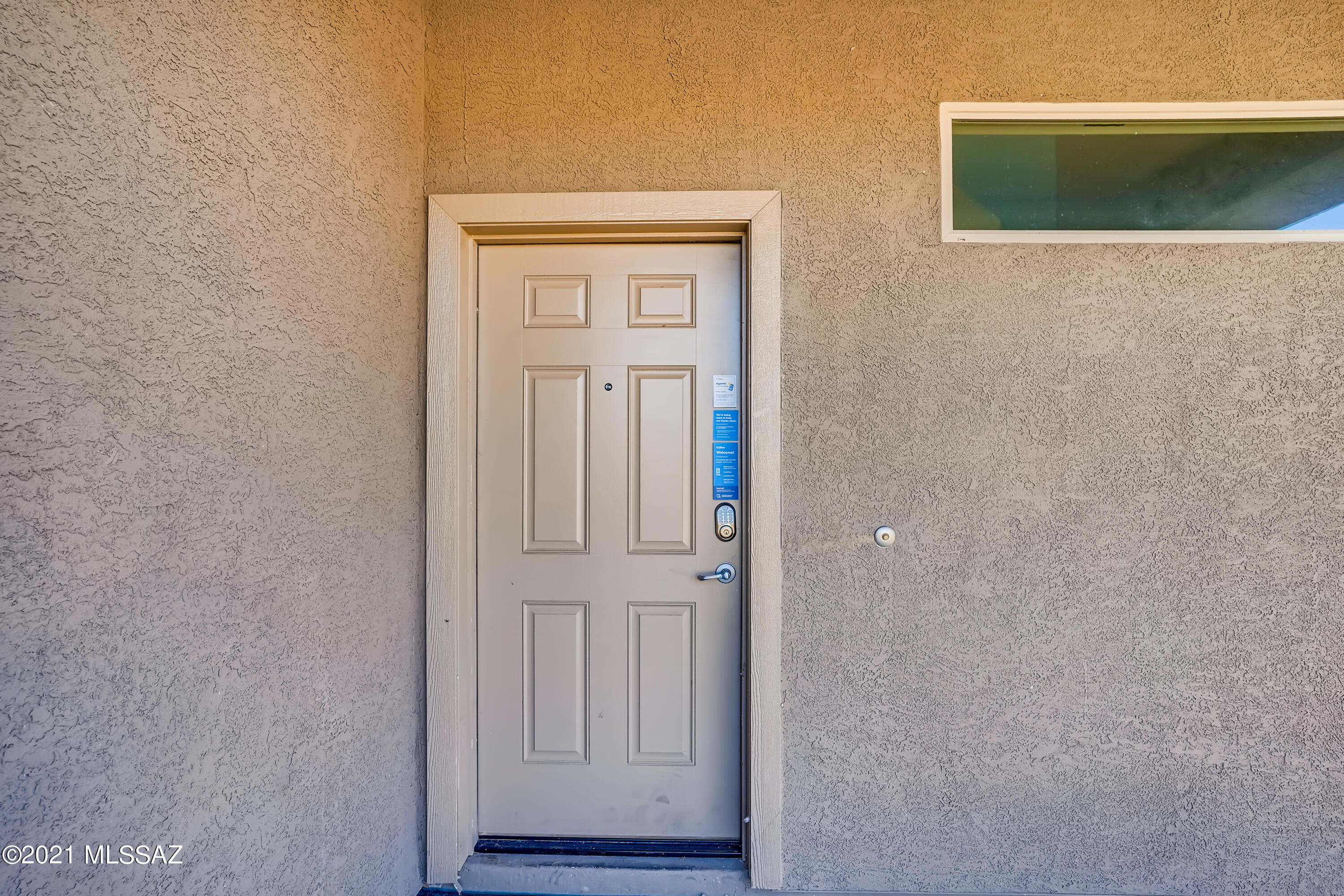 Vista Del Lago Norte SQ20140780198 - Residential
