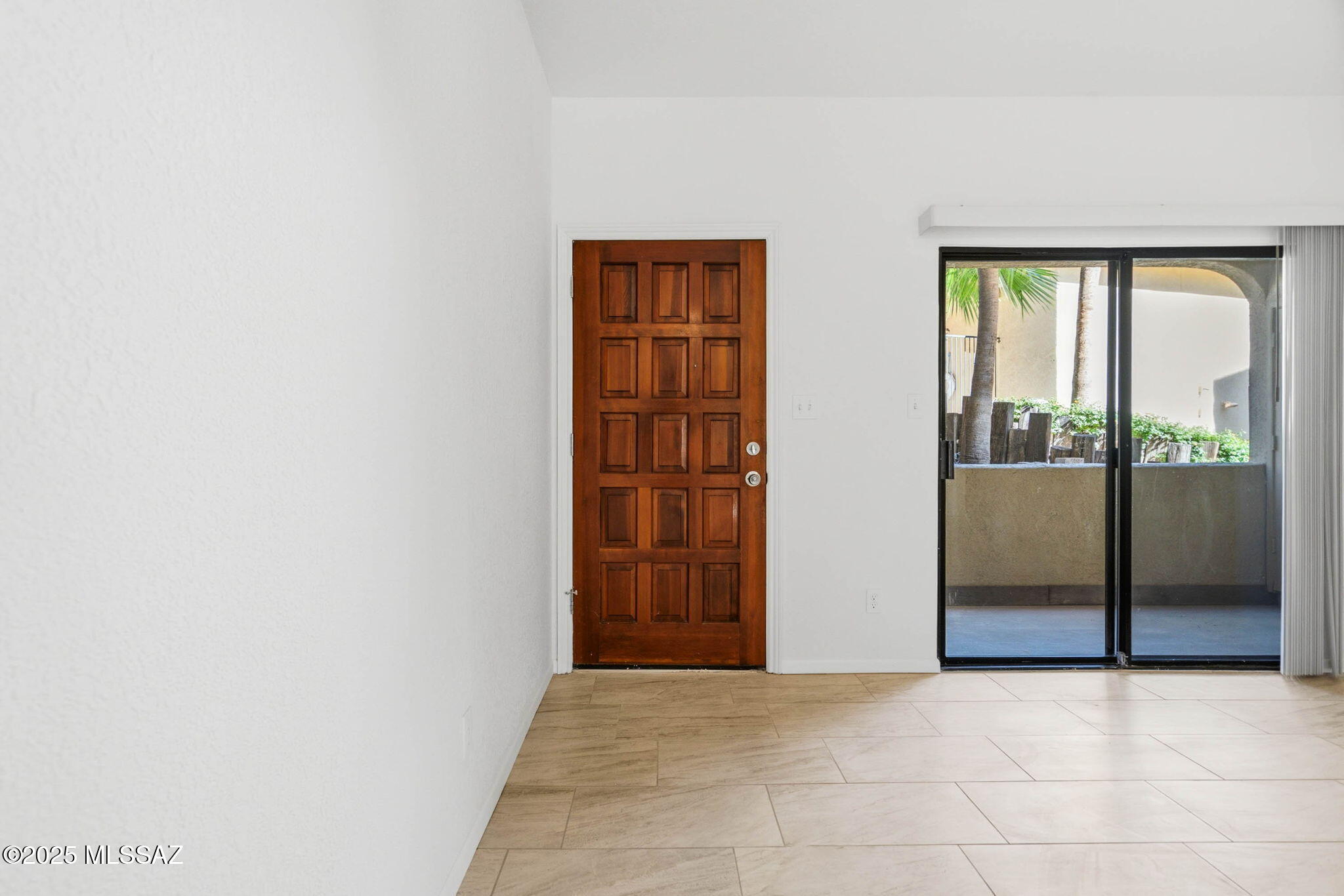 5500 N Valley View Road 107